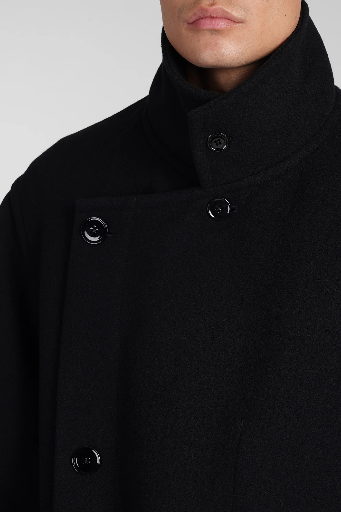 Coat in black wool - Image 5