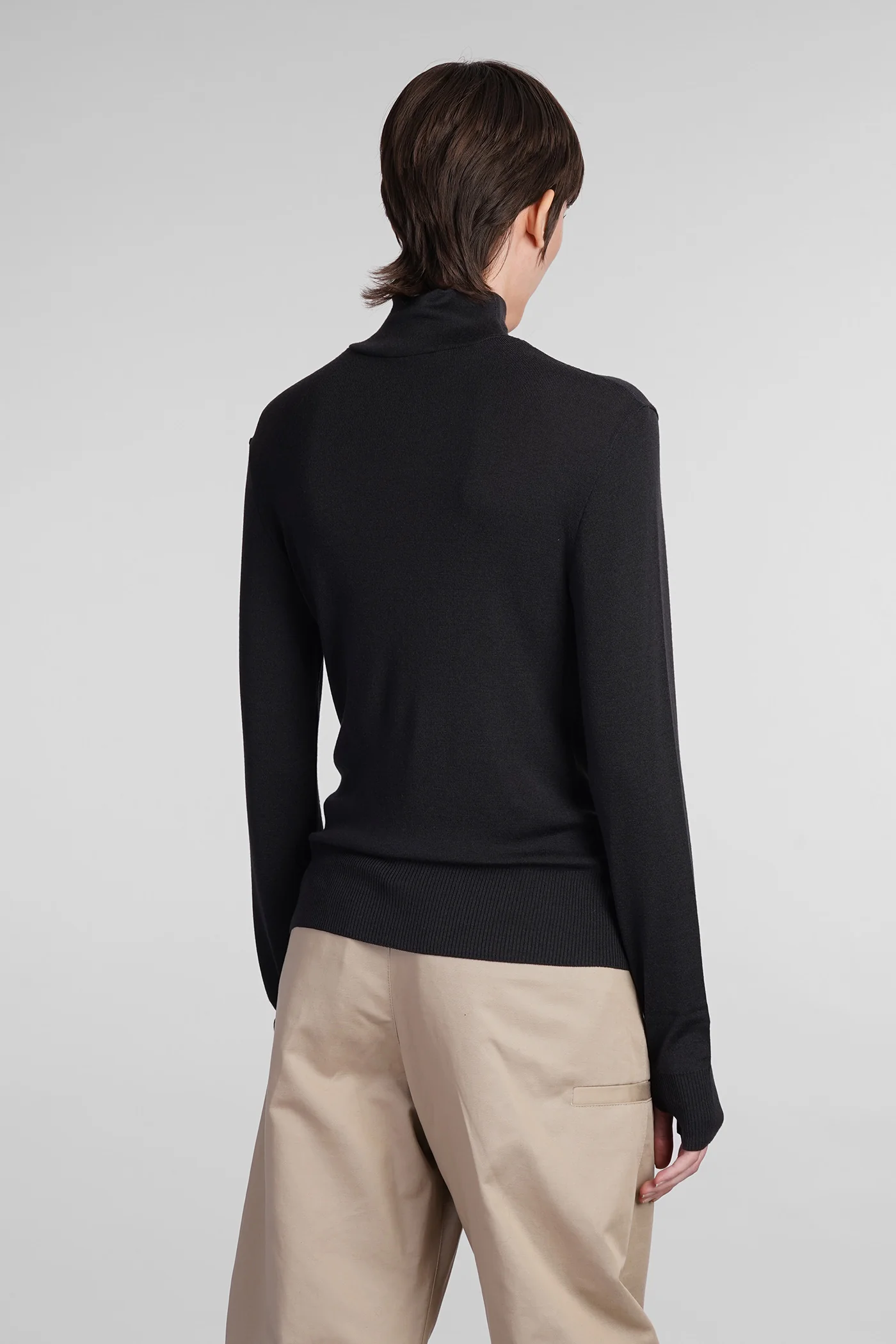 Knitwear in black wool - Image 3