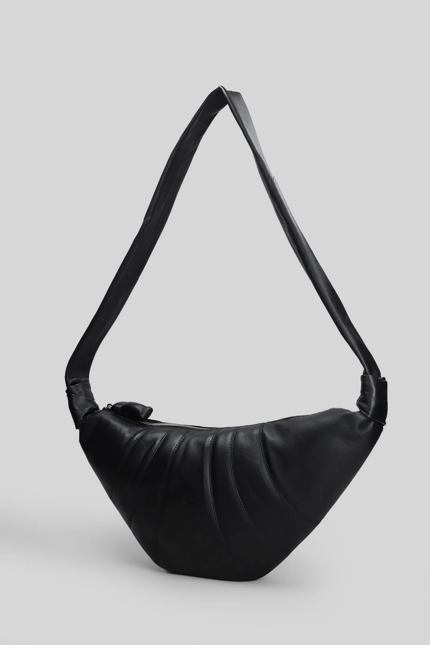 Medium croissant Shoulder bag in black leather - Image 2