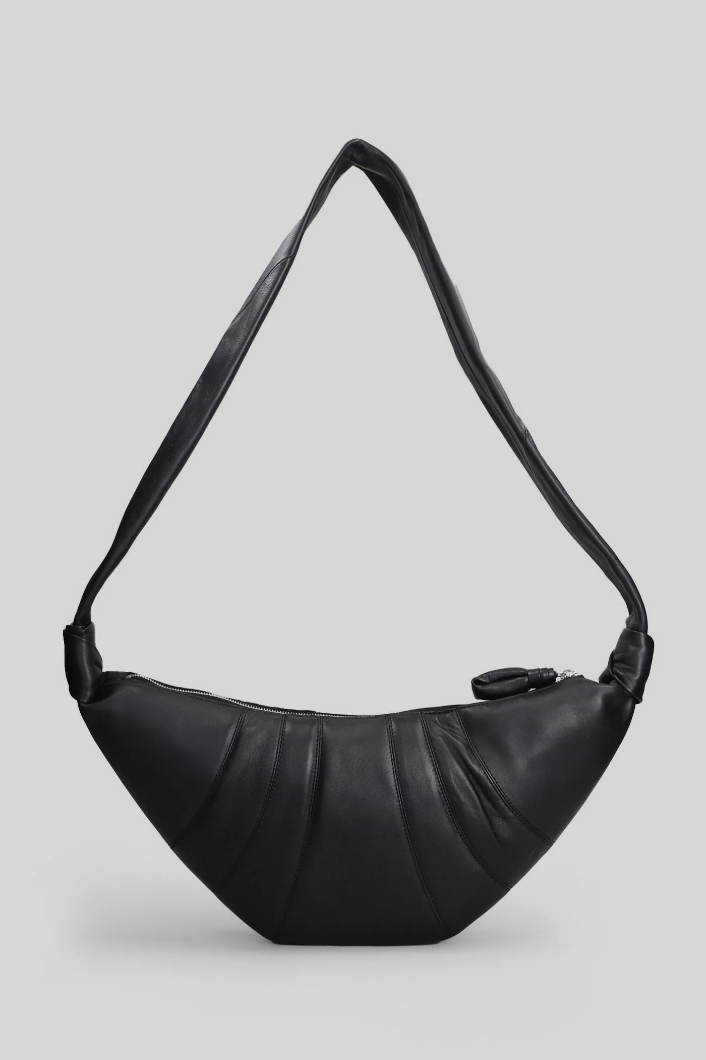 Medium croissant Shoulder bag in black leather - Image 3