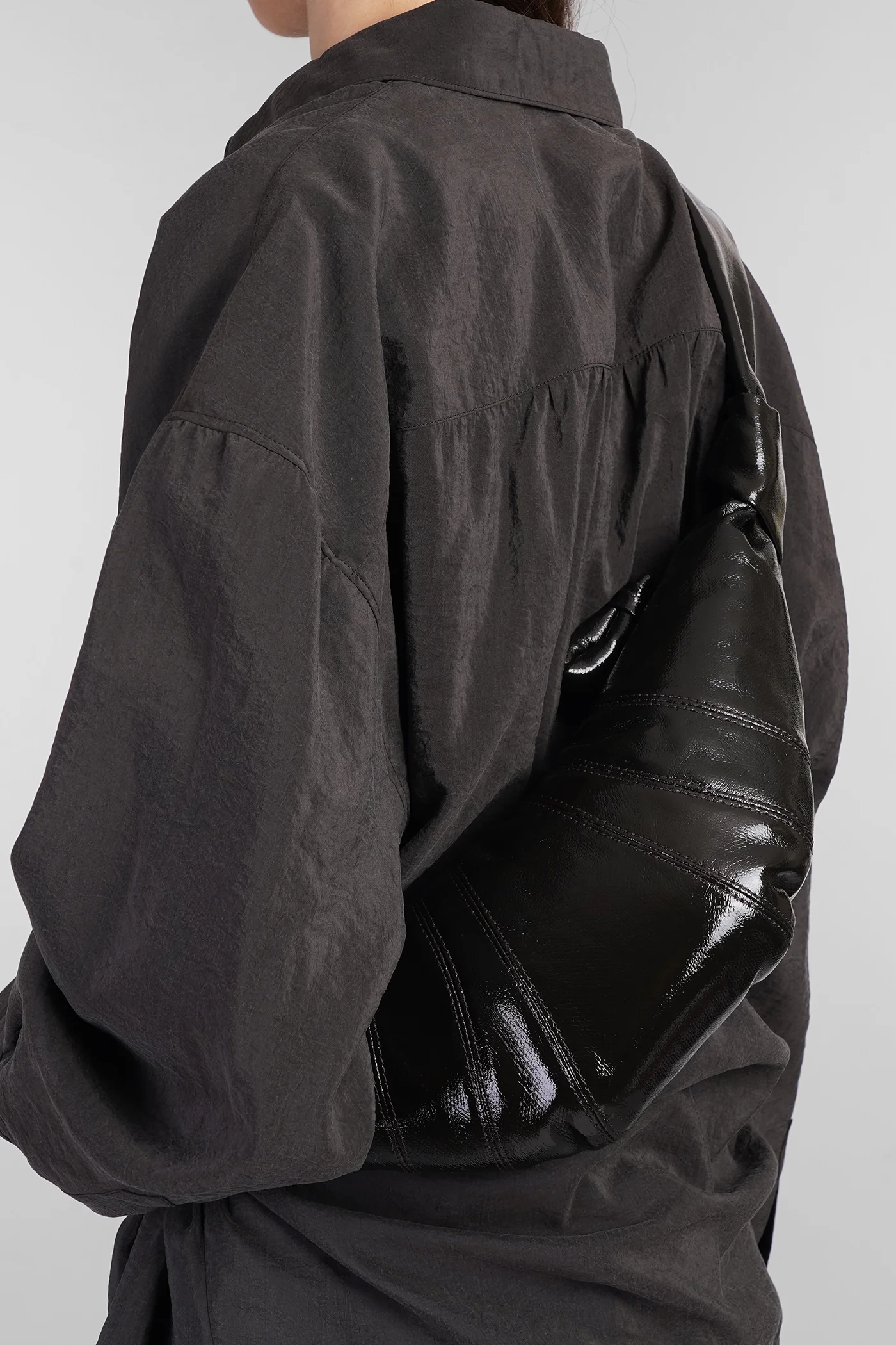 Small croissant Shoulder bag in brown cotton - Image 5