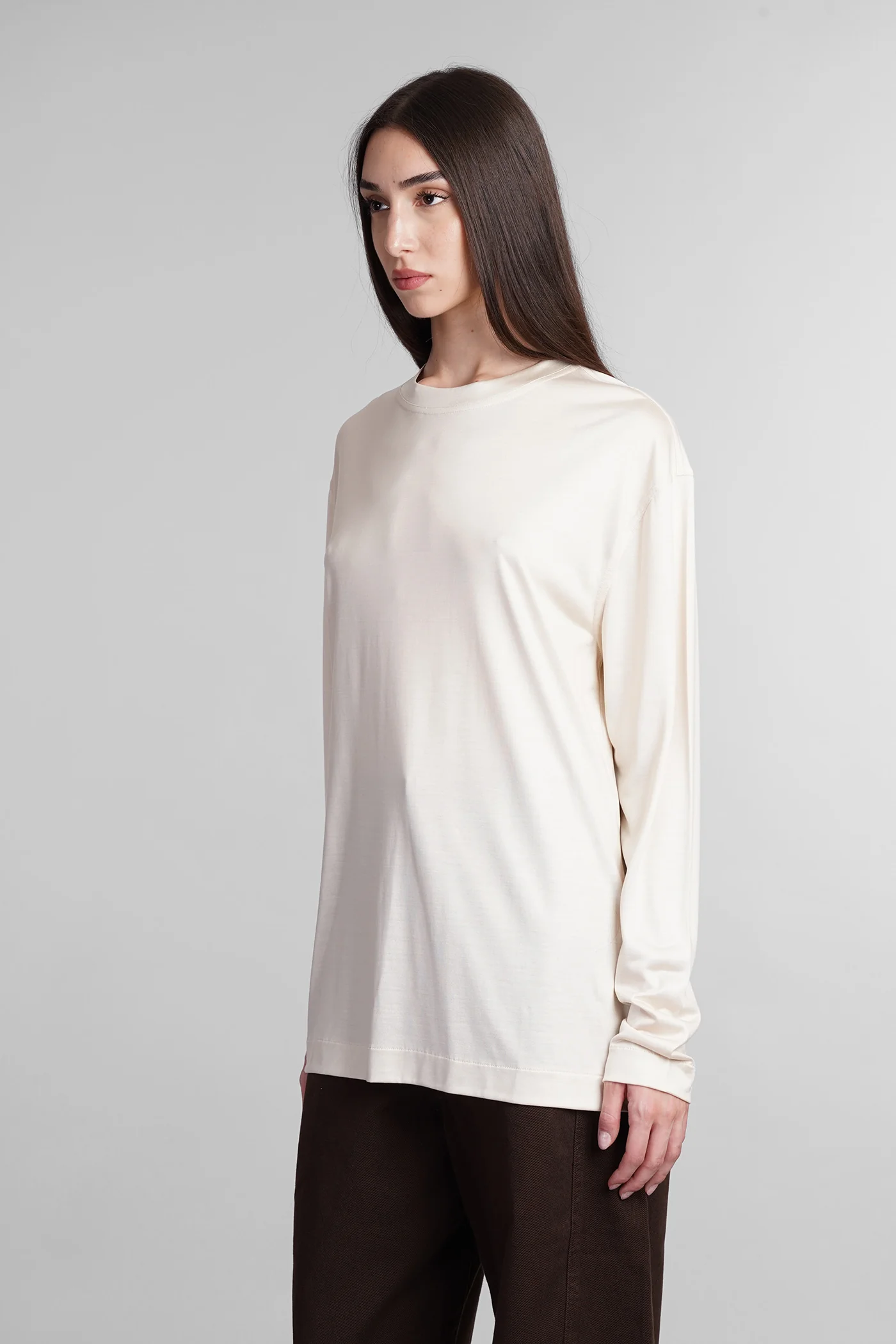 T-Shirt in beige silk - Image 4
