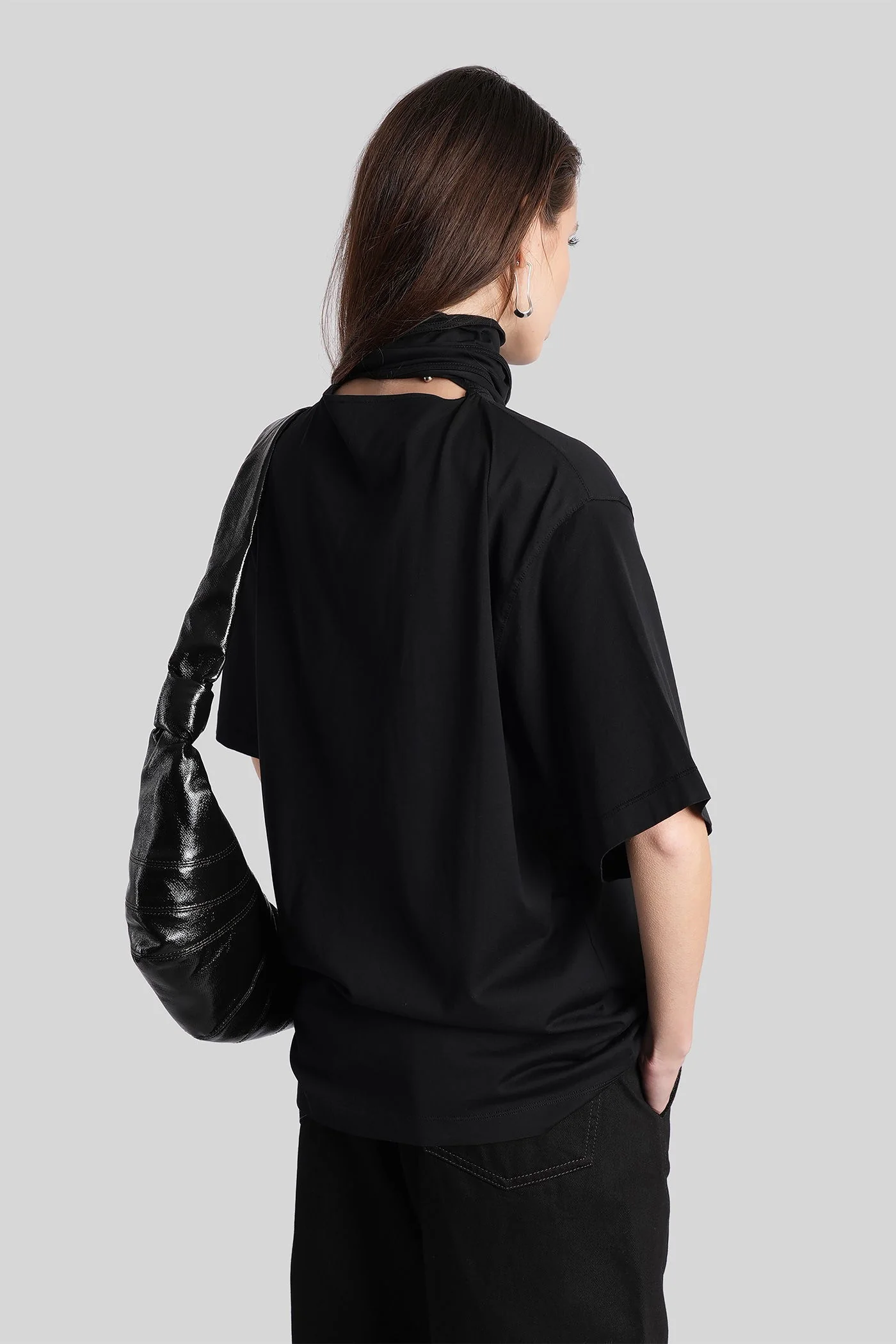 T-Shirt in black cotton - Image 2