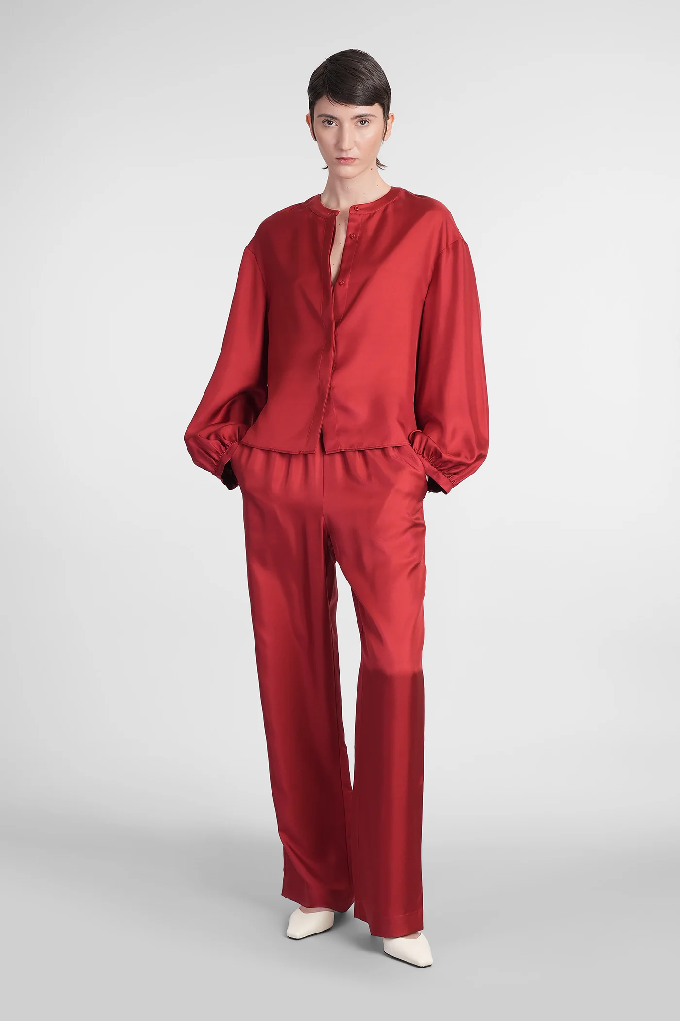 Alera Pants in red silk - Image 2