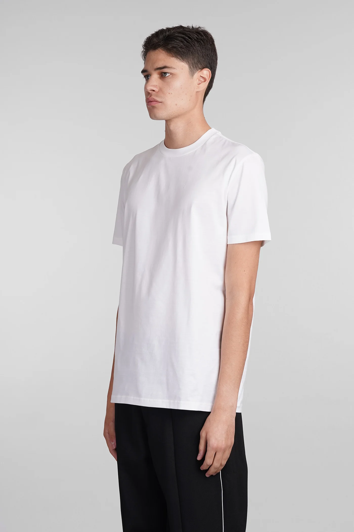 B213 basic T-Shirt in white cotton - Image 4
