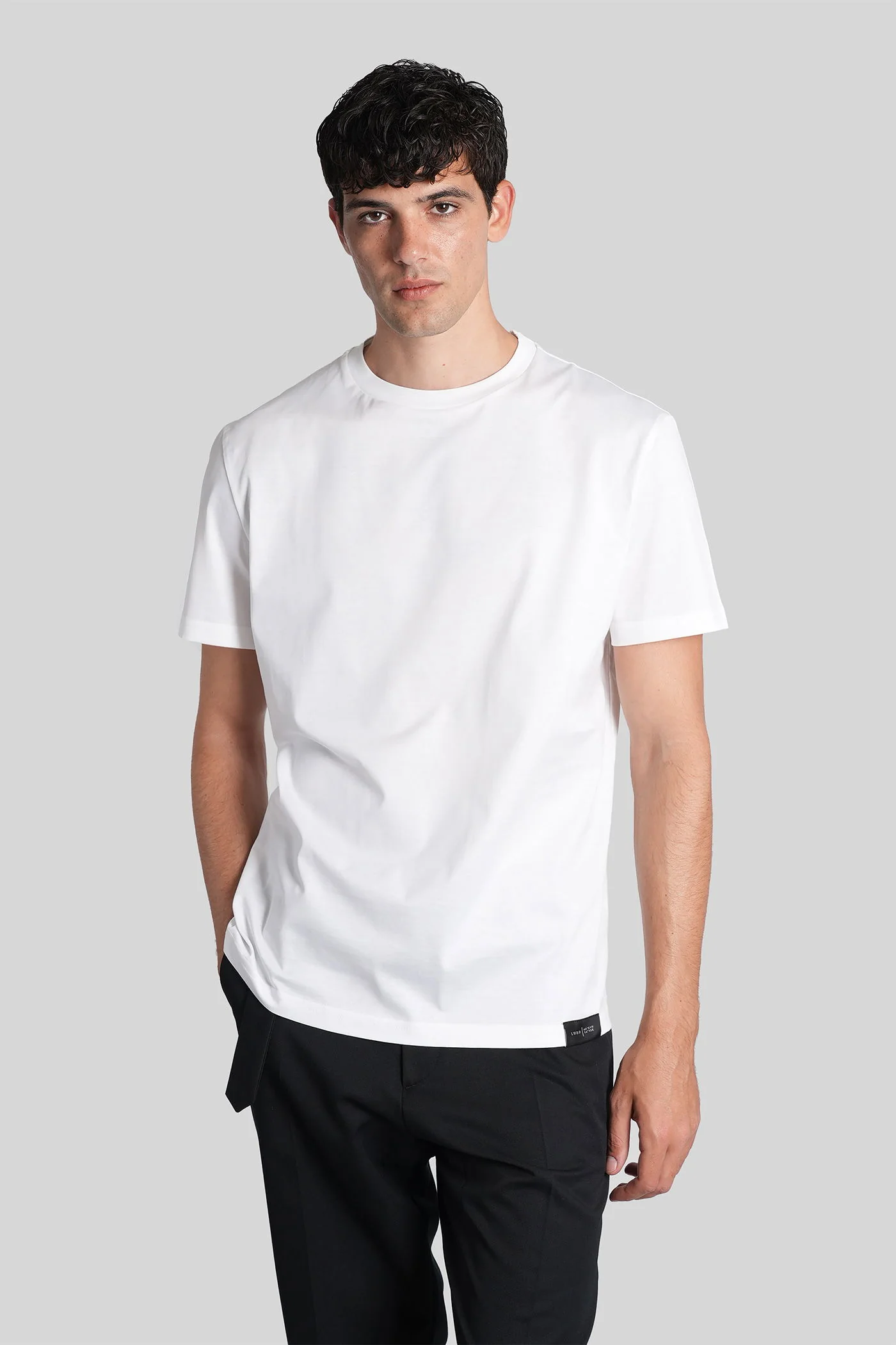 B213 T-Shirt in white cotton