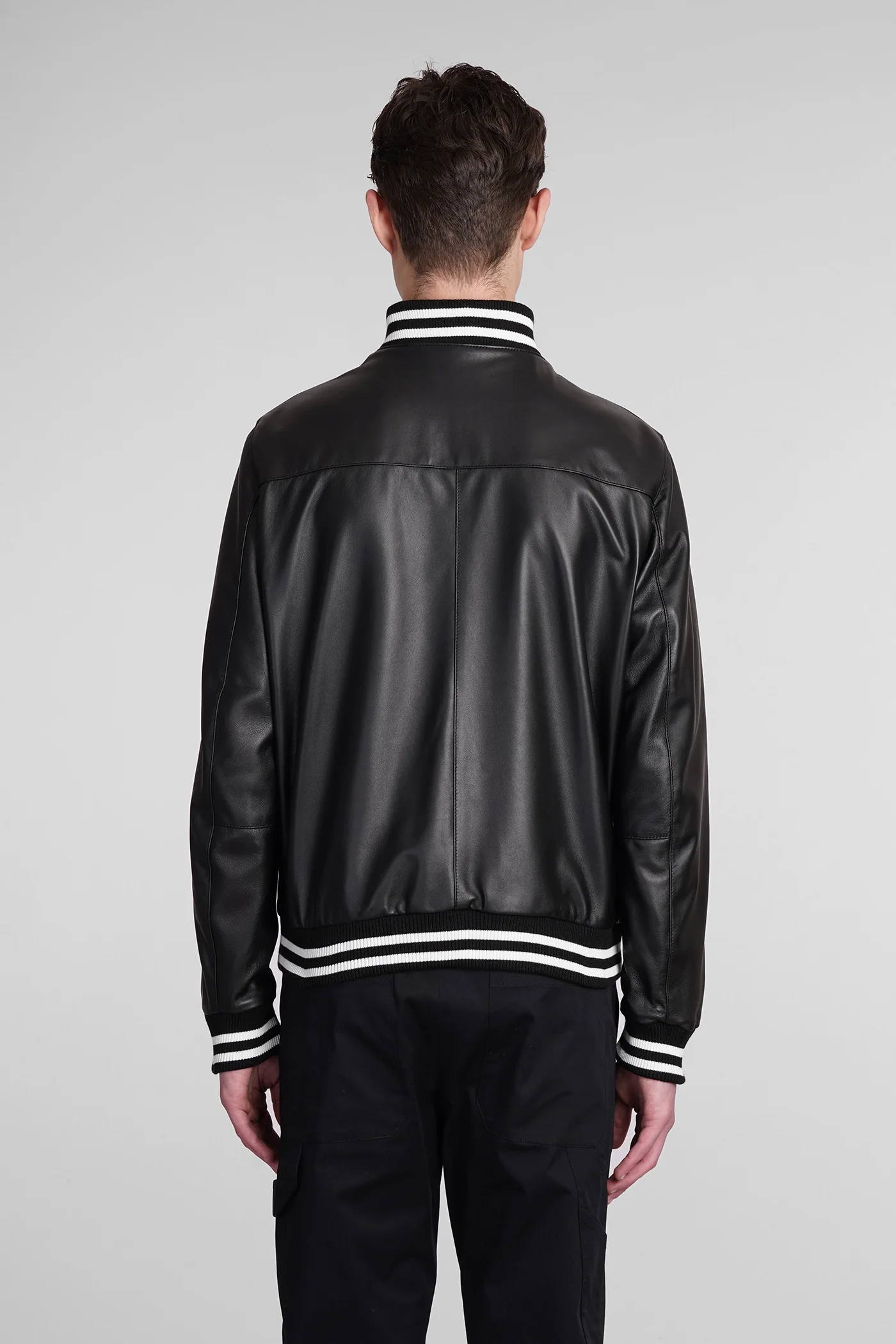 Bomber Jacket in black leather - Image 3