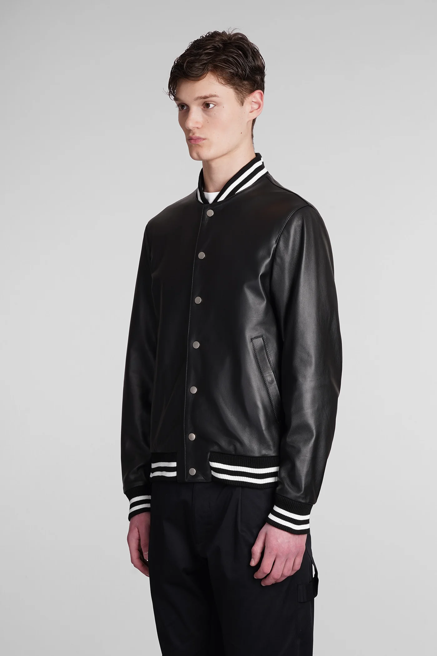 Bomber Jacket in black leather - Image 4