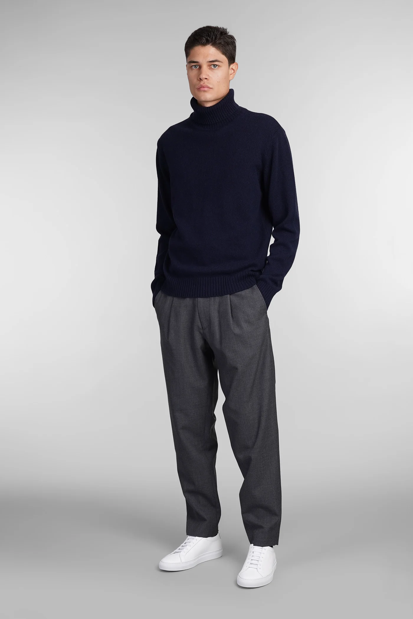 K190 Knitwear in blue wool - Image 2