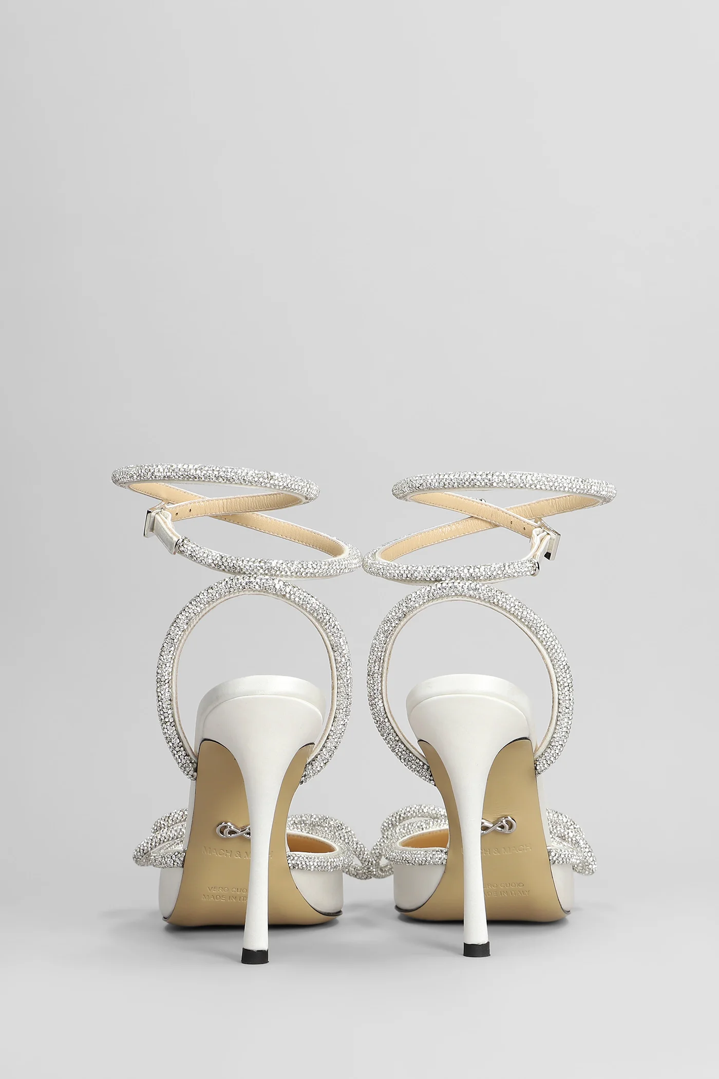 Pumps in white silk - Image 4
