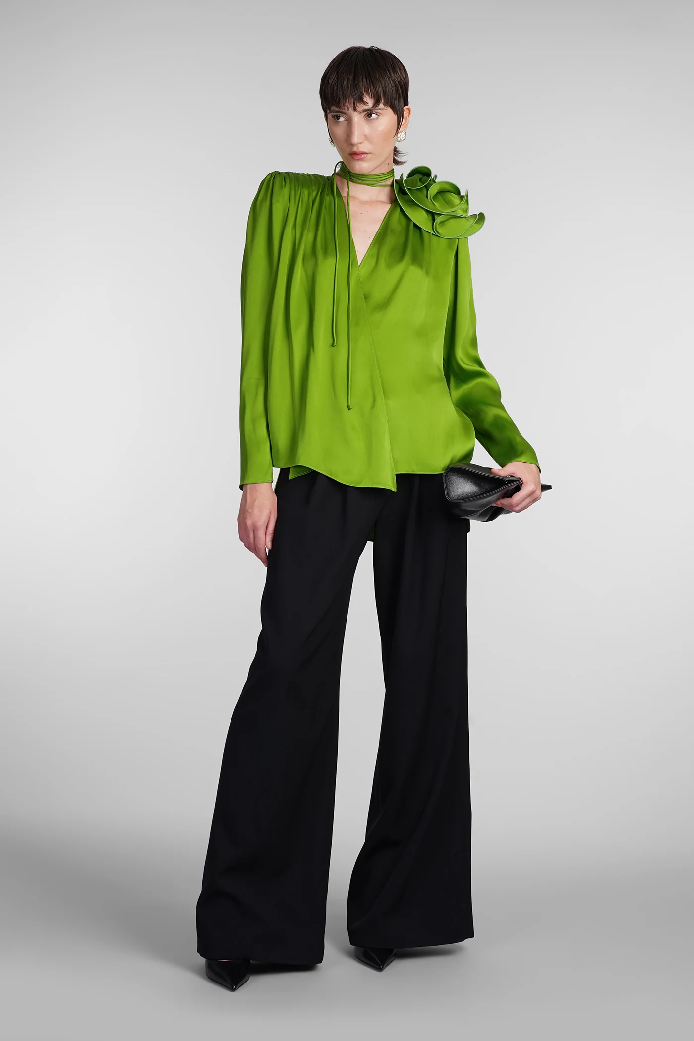 Blouse in green silk - Image 2