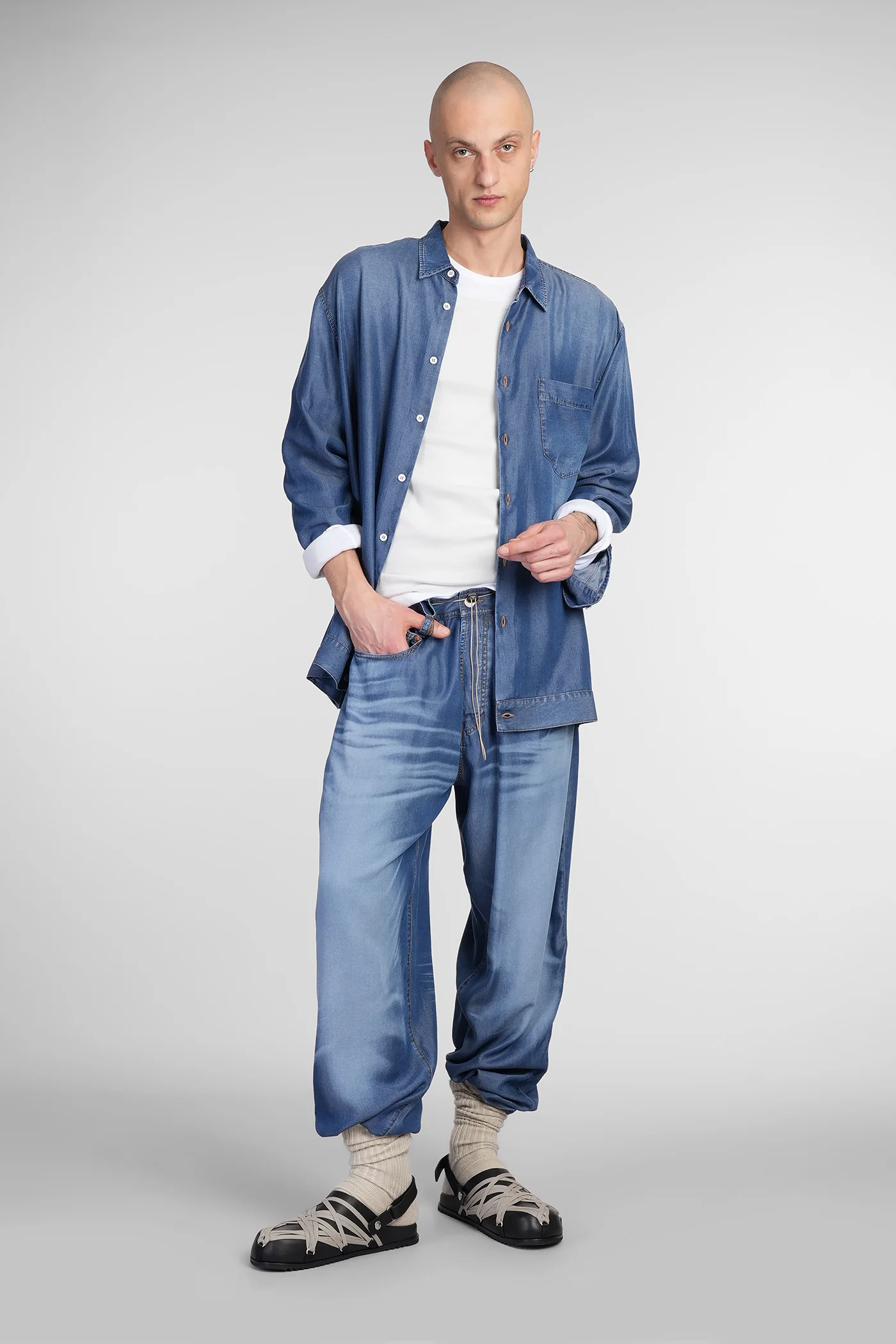 Jeans in blue denim - Image 2