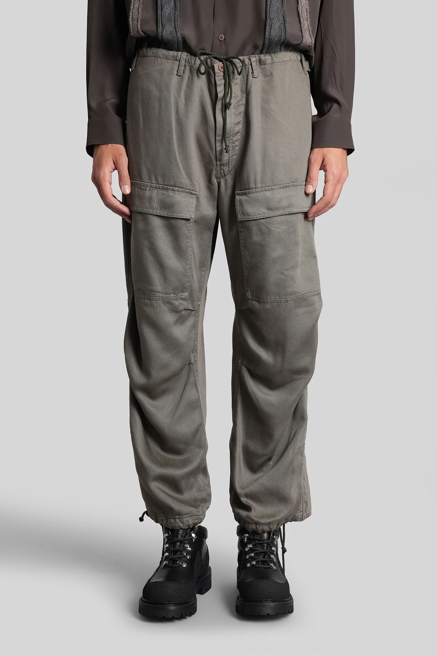 Pants in green wool and polyester