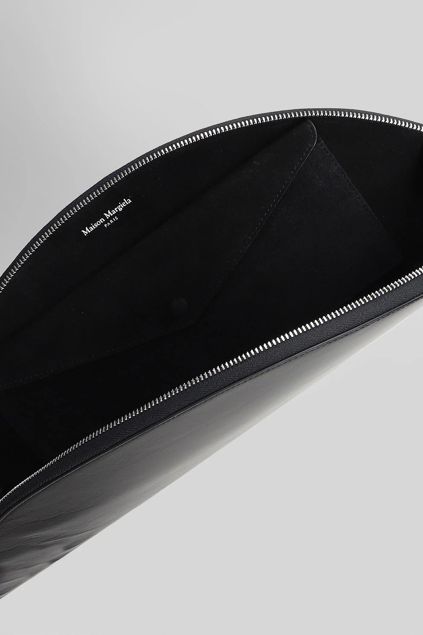 Clutch in black leather - Image 4