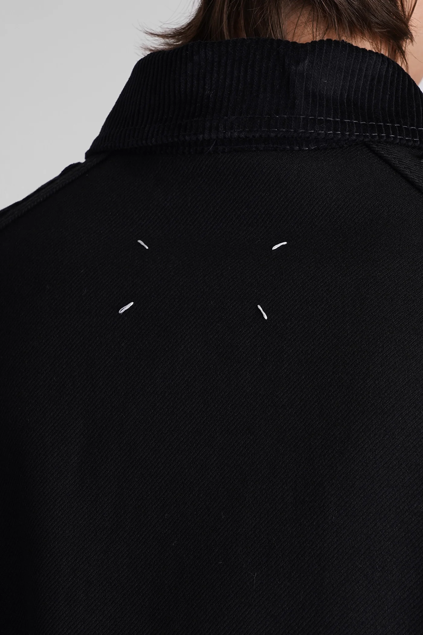 Coat in black wool - Image 5
