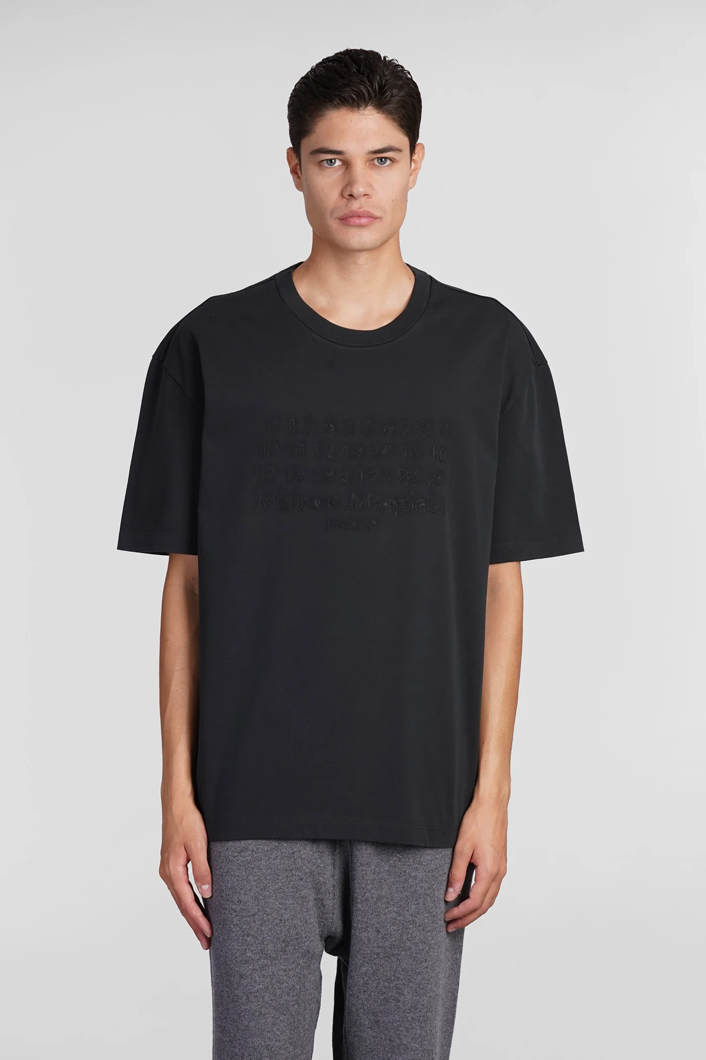 T-Shirt in black cotton