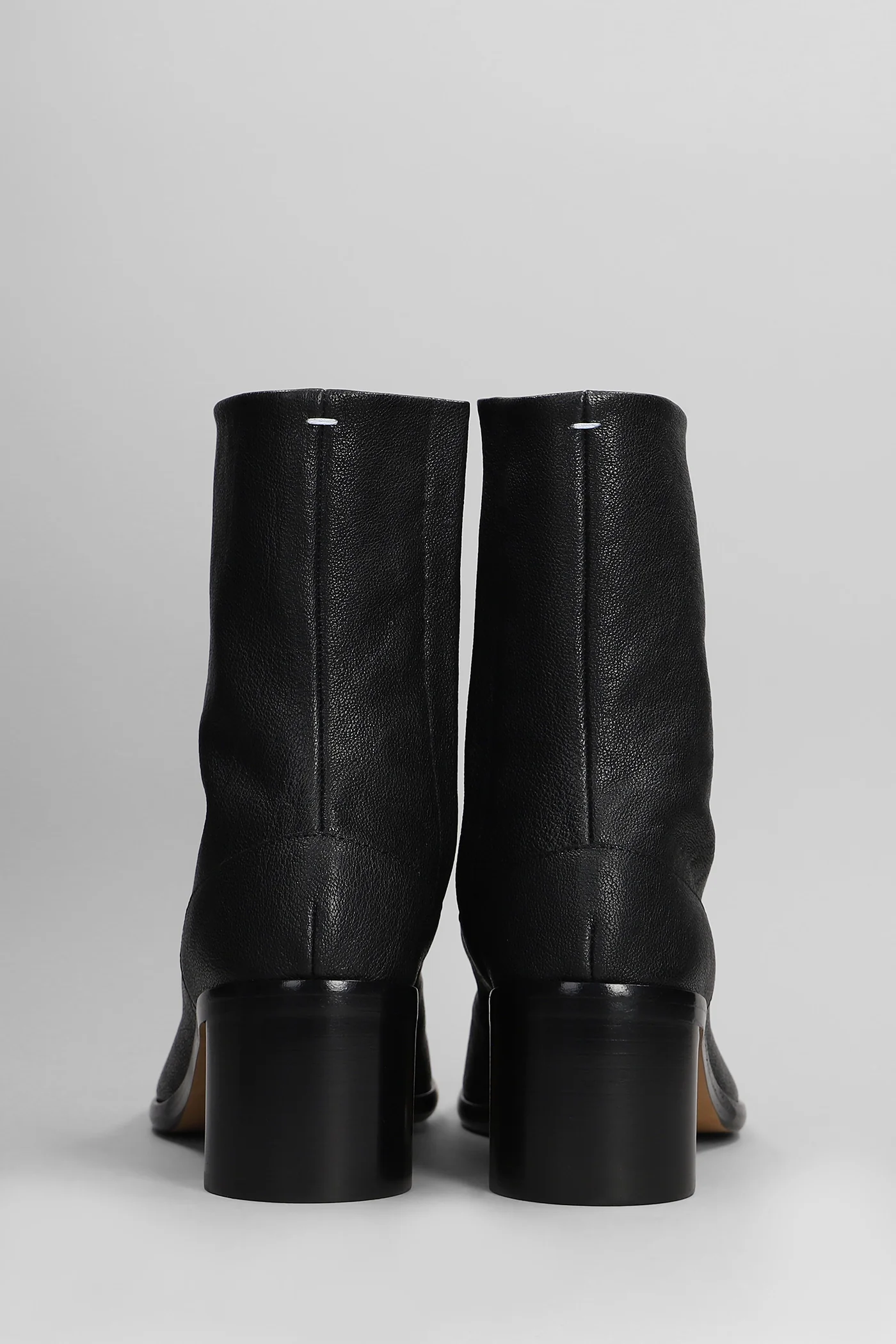 Tabi Ankle boots in black leather - Image 4