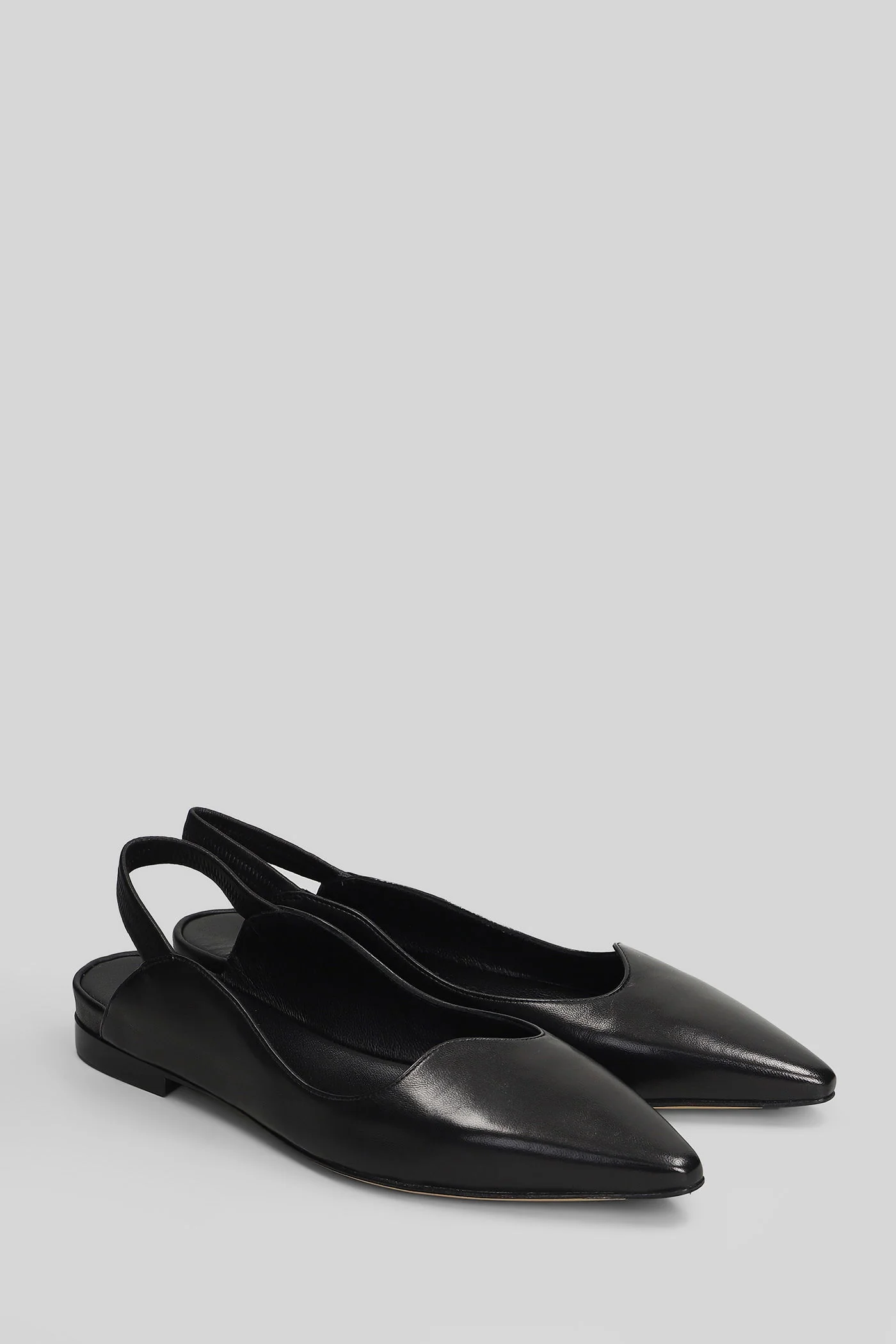 Ballet flats in black leather - Image 2