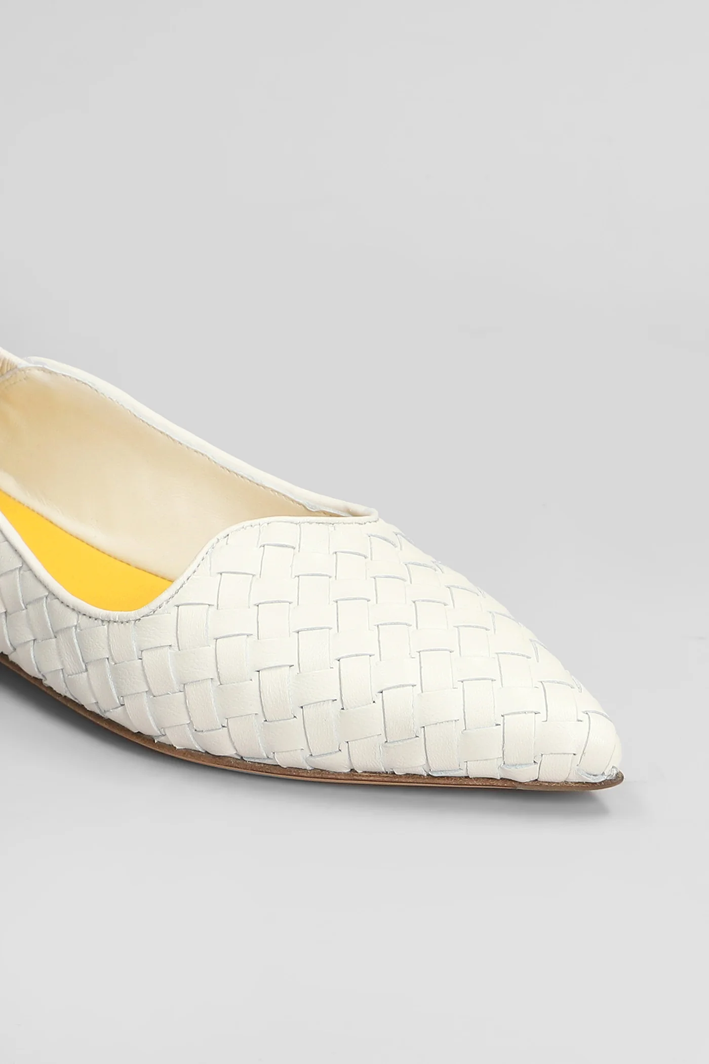 Ballet flats in white leather - Image 5