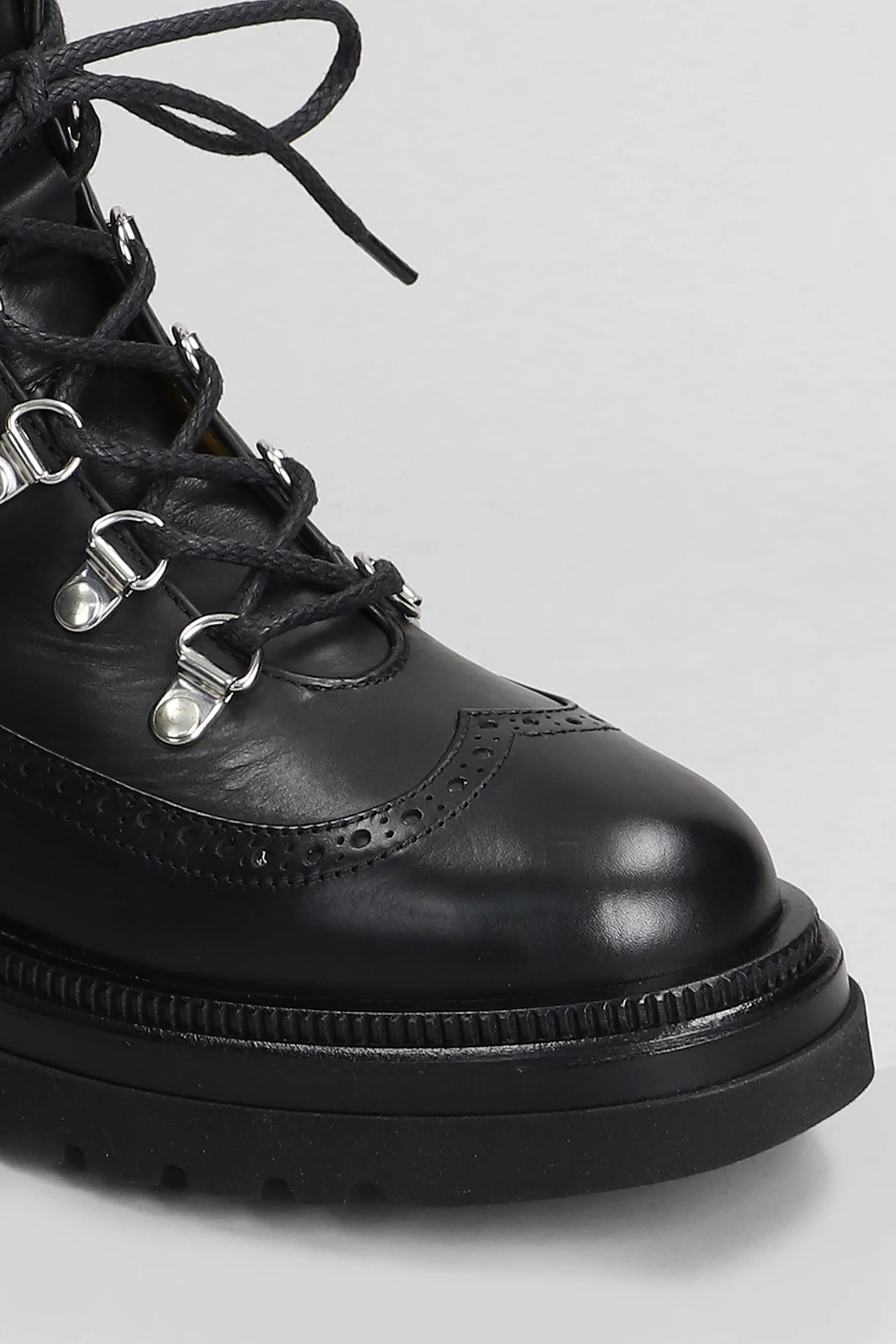 Combat boots in black leather - Image 5