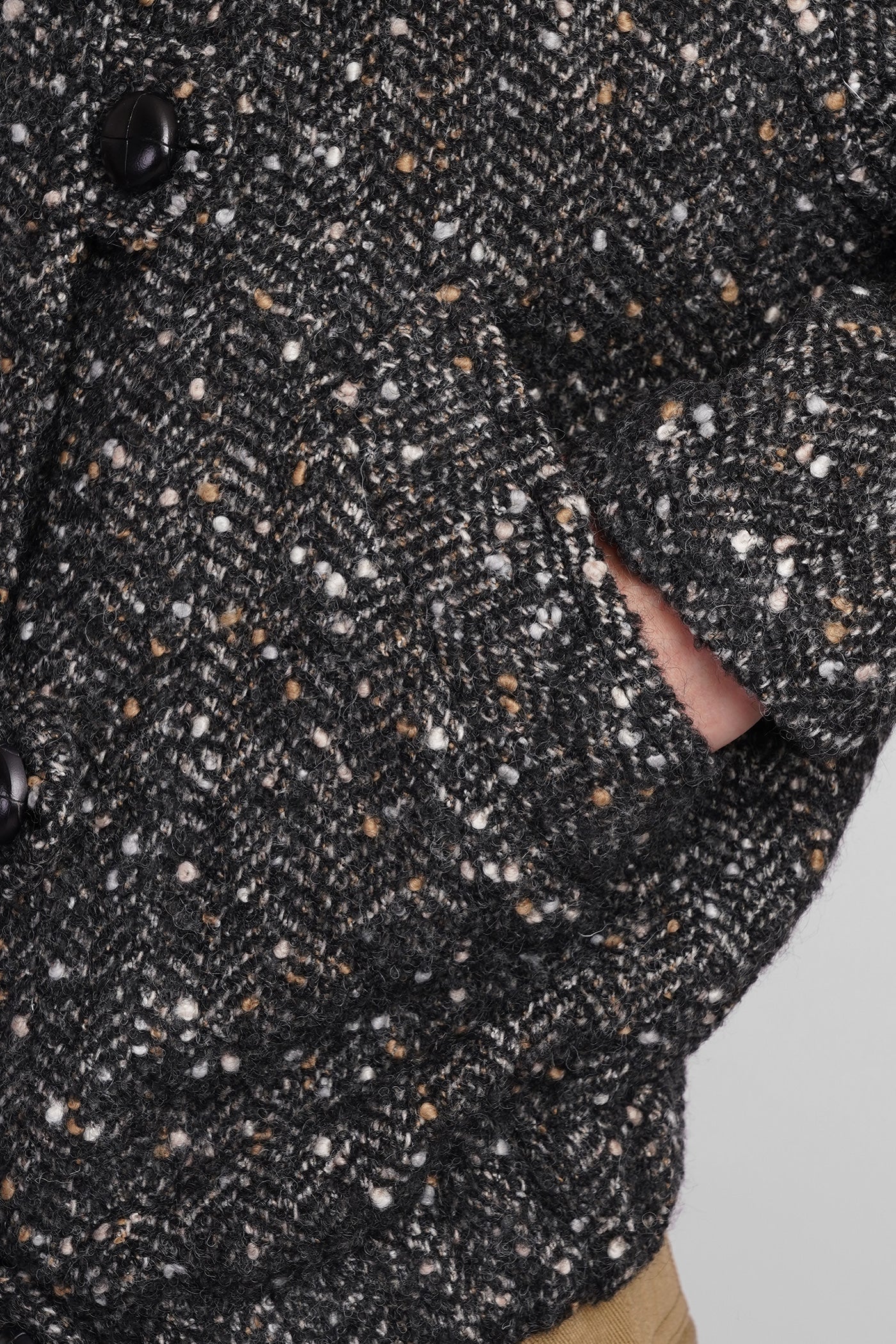 Hanis Coat in black wool - Image 5