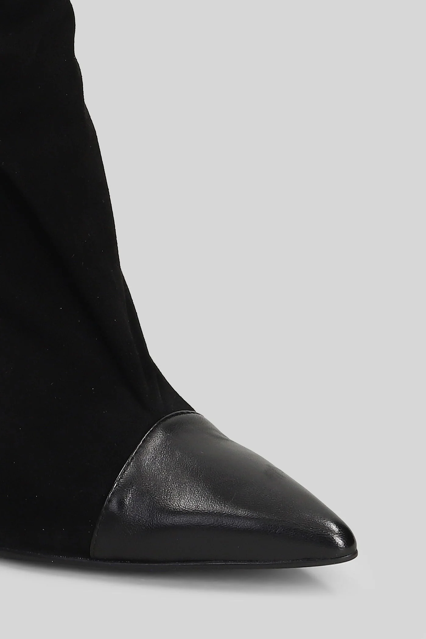 High heels Ankle boots in black suede - Image 5