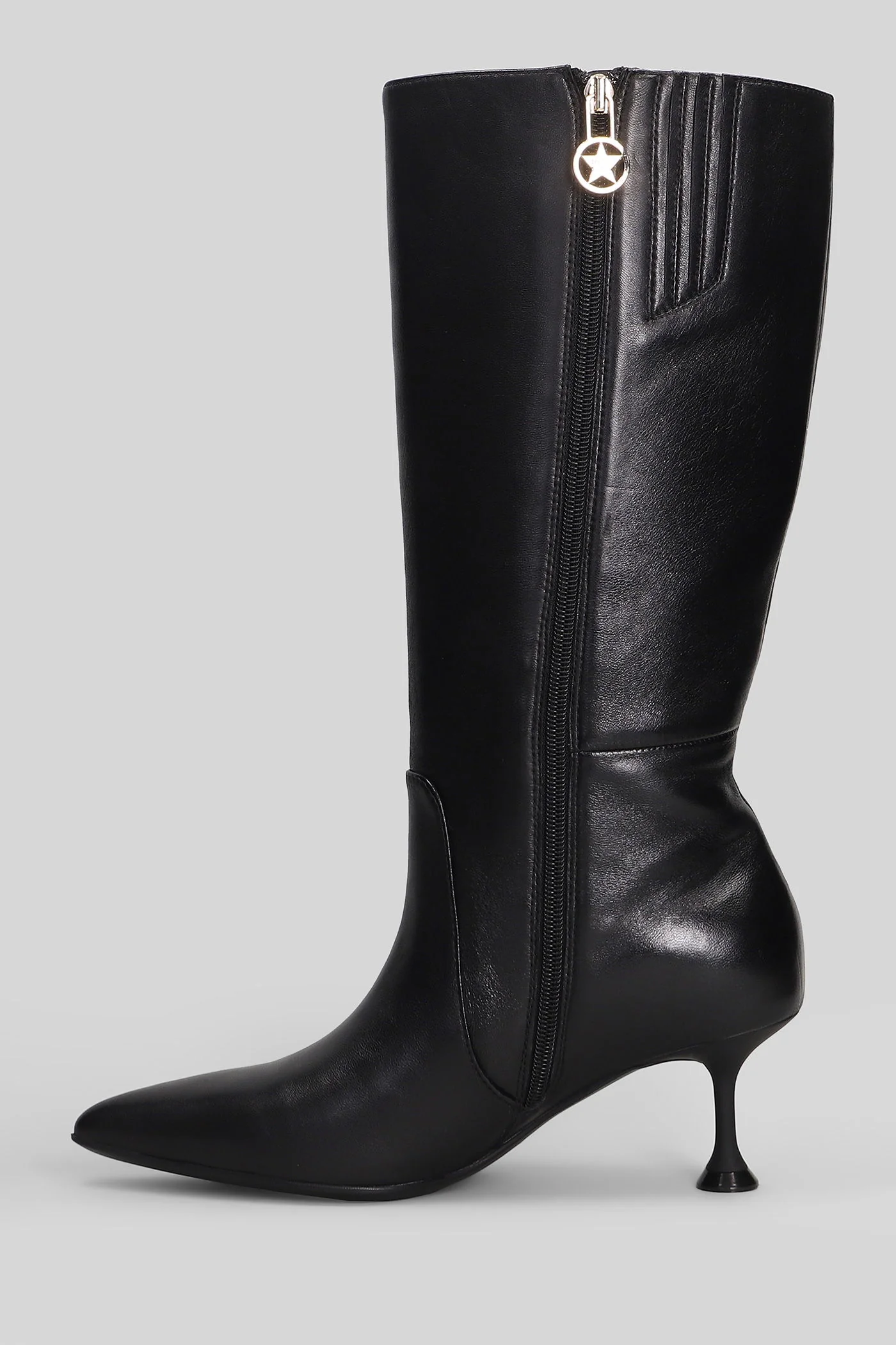 High heels boots in black leather - Image 28