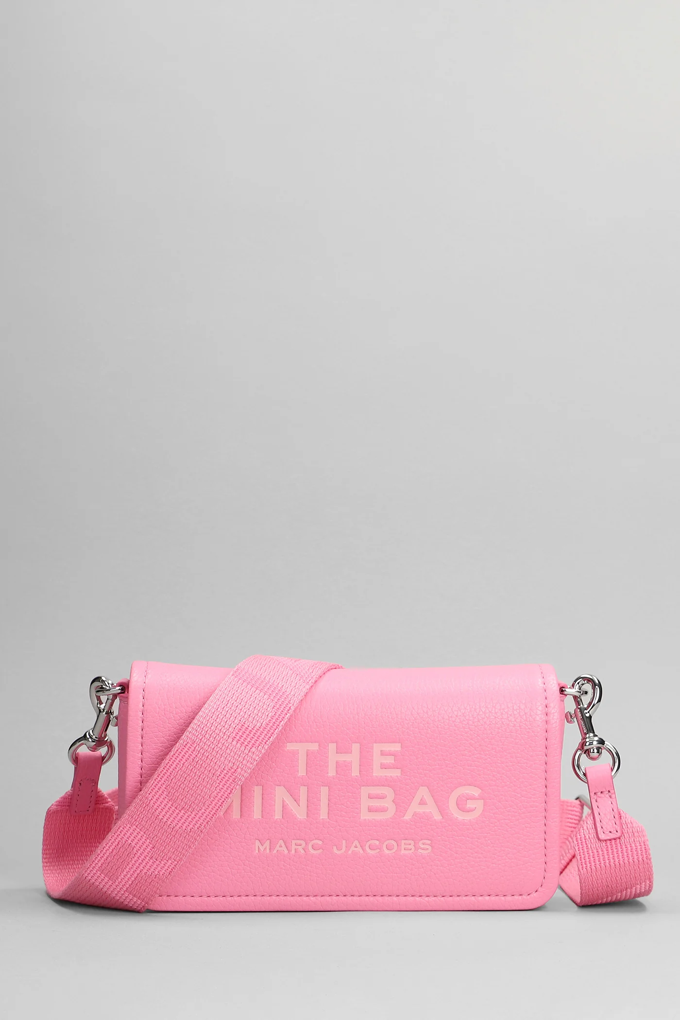 Shoulder bag in rose-pink leather