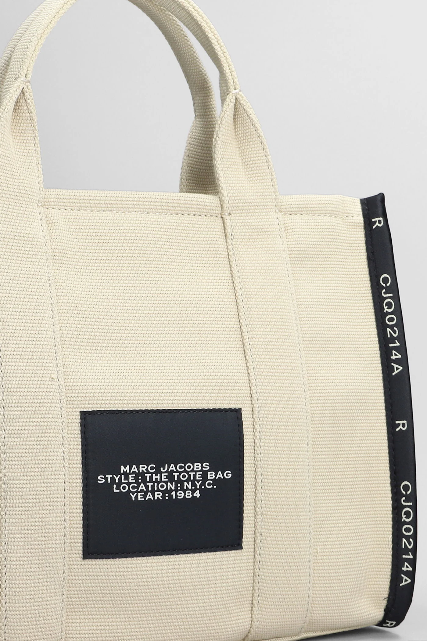 The medium tote Tote in beige cotton - Image 4