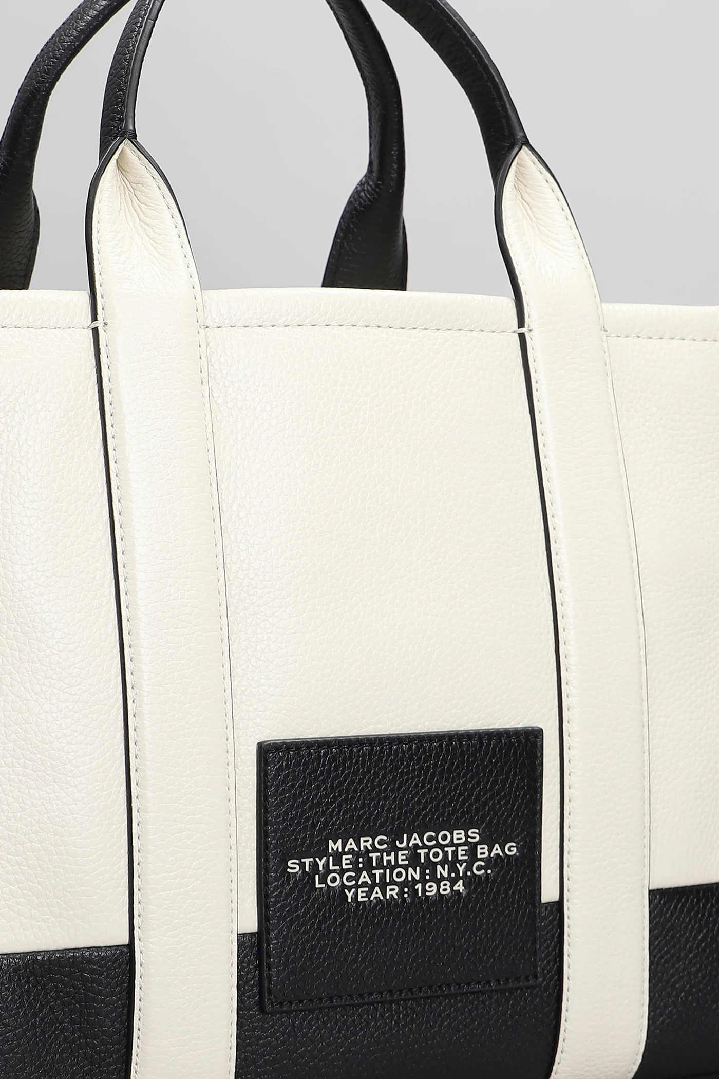 The medium tote Tote in white leather - Image 4