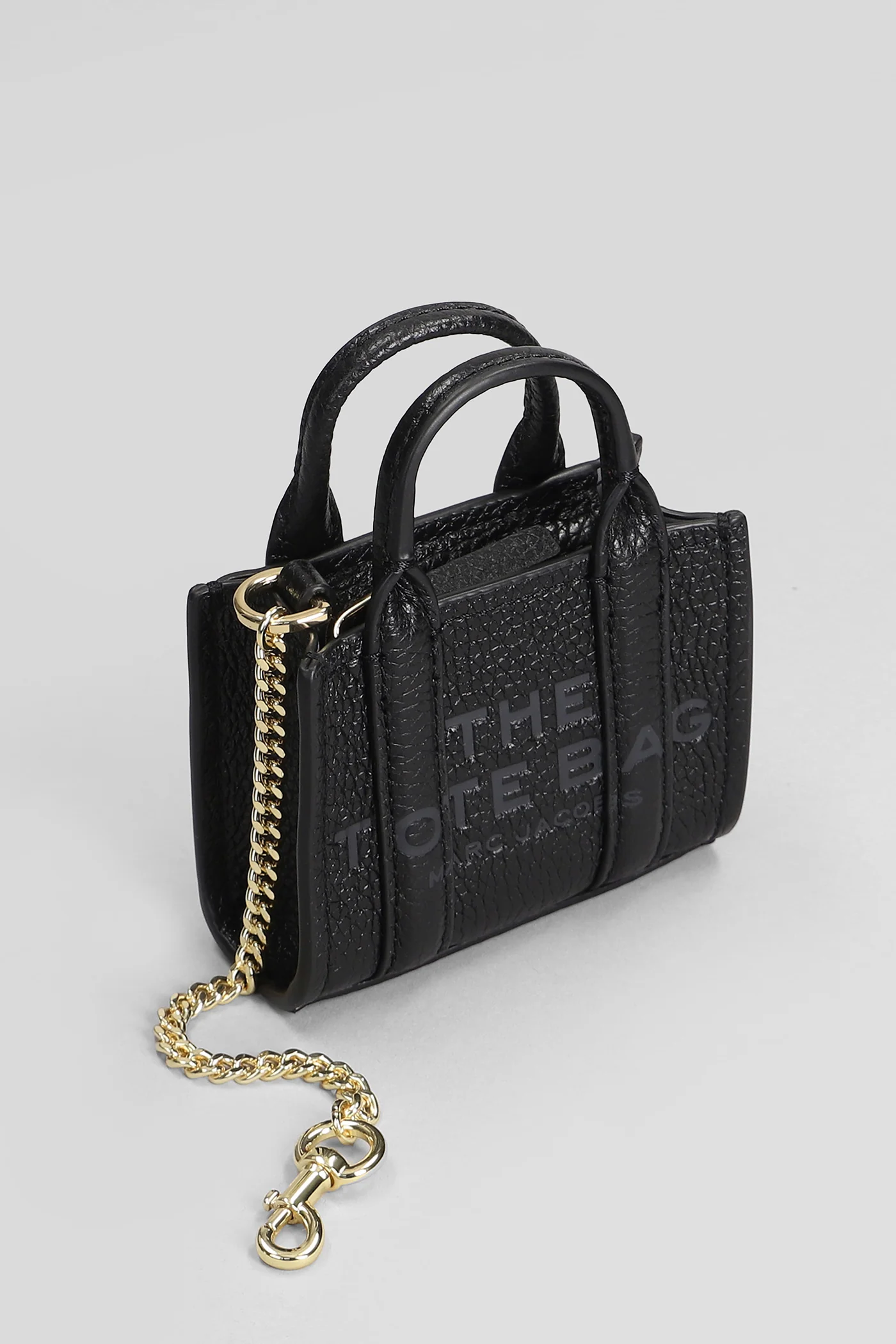 The nano tote charm  in black leather - Image 4