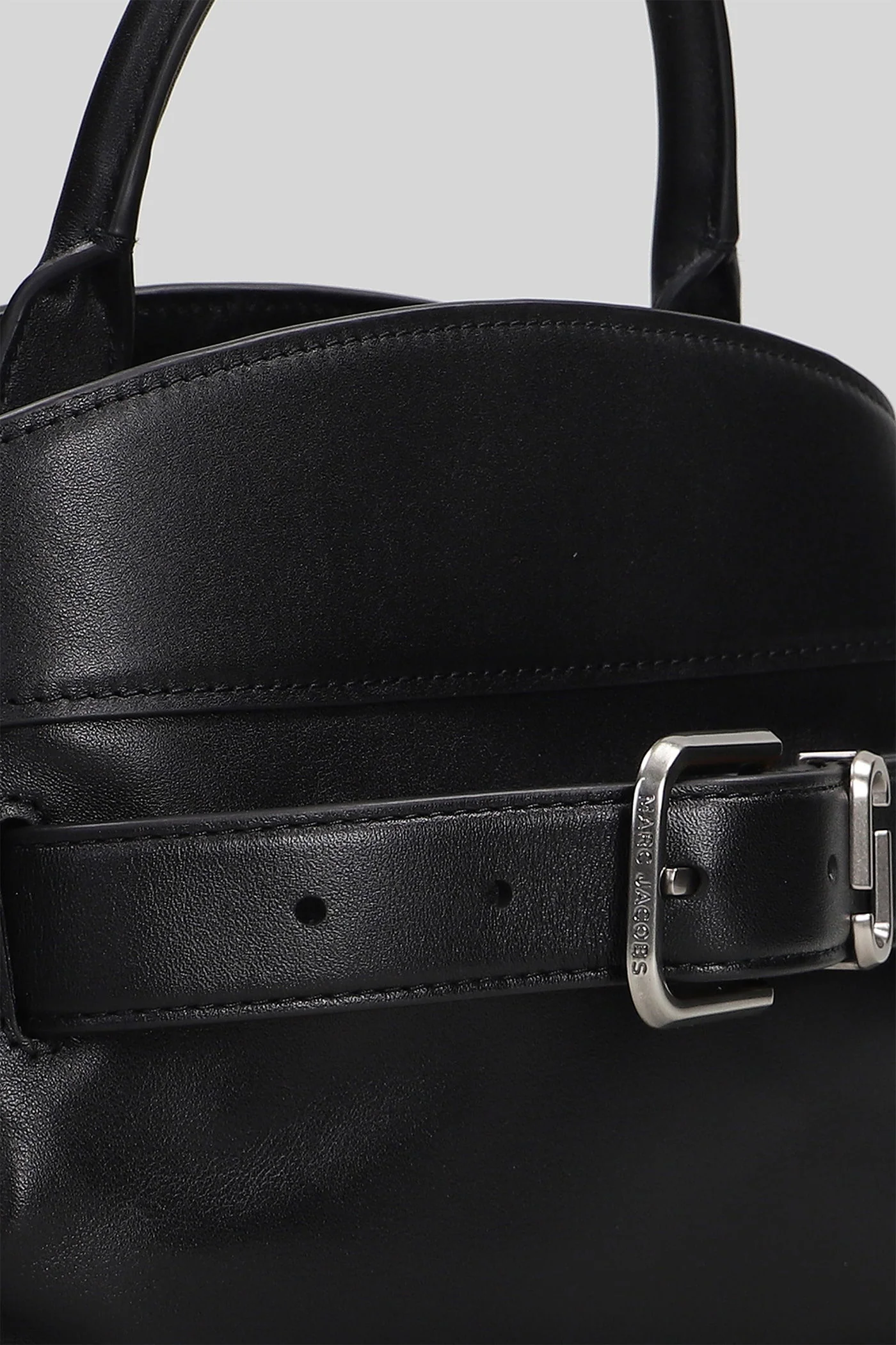 The small satchel Hand bag in black leather - Image 4