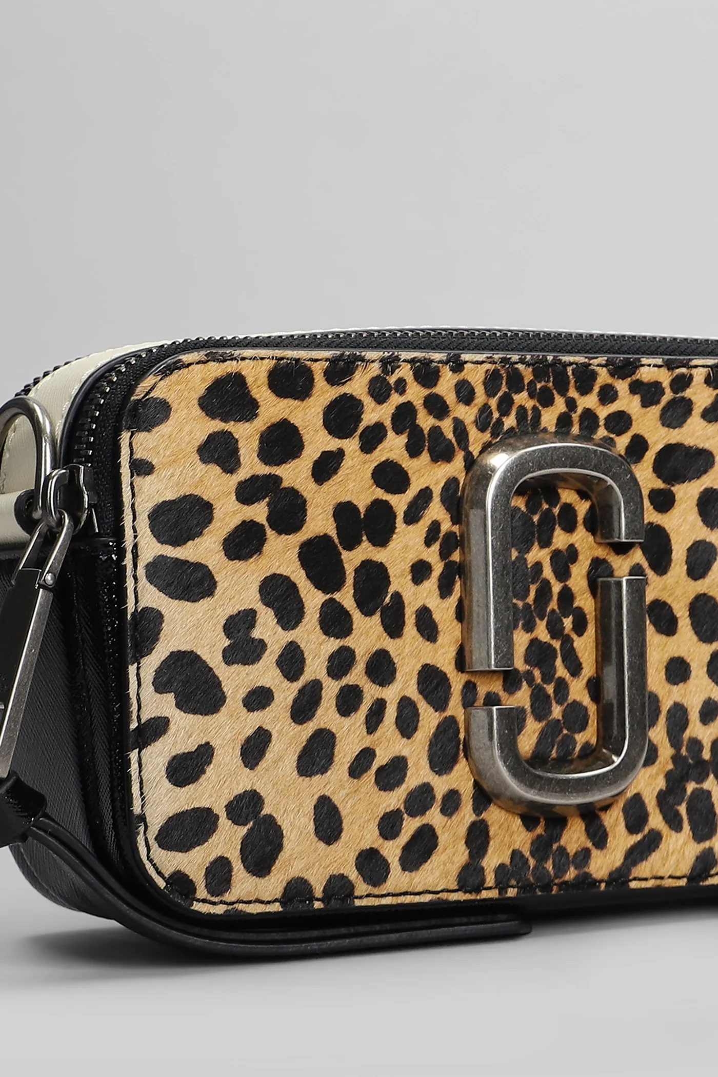 The snapshot Shoulder bag in Animalier leather - Image 4