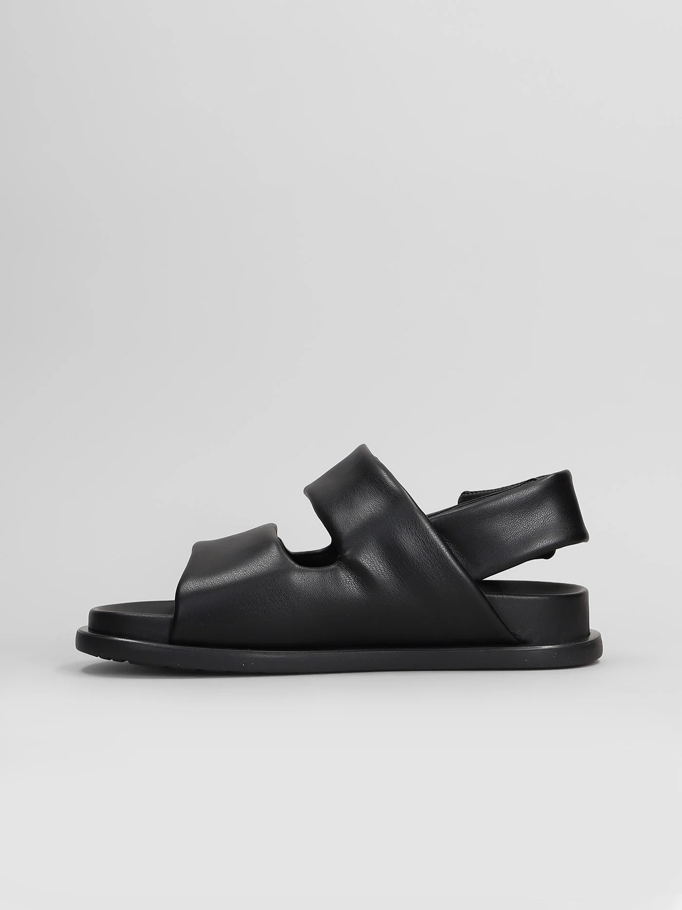 Sandals in black leather - Image 3