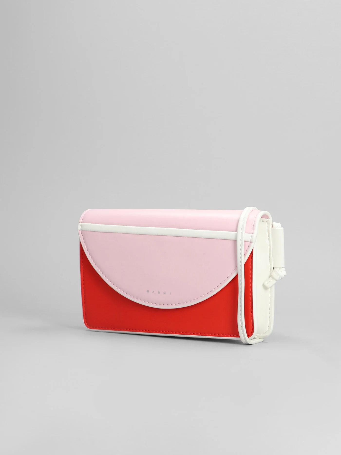 Shoulder bag in rose-pink polyester - Image 2