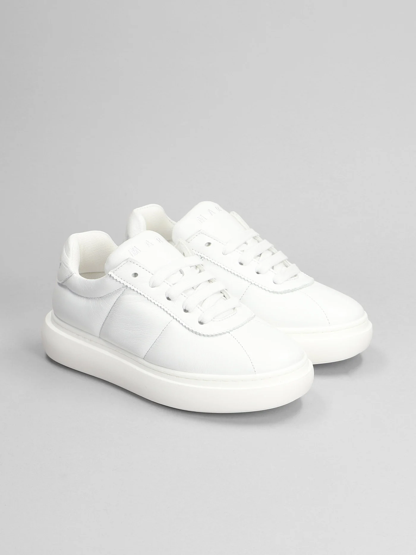 Sneakers in white leather - Image 2