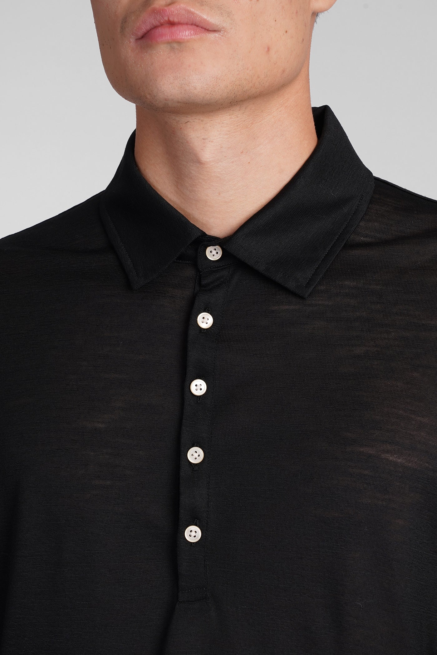 Ischia Polo in black wool - Image 5