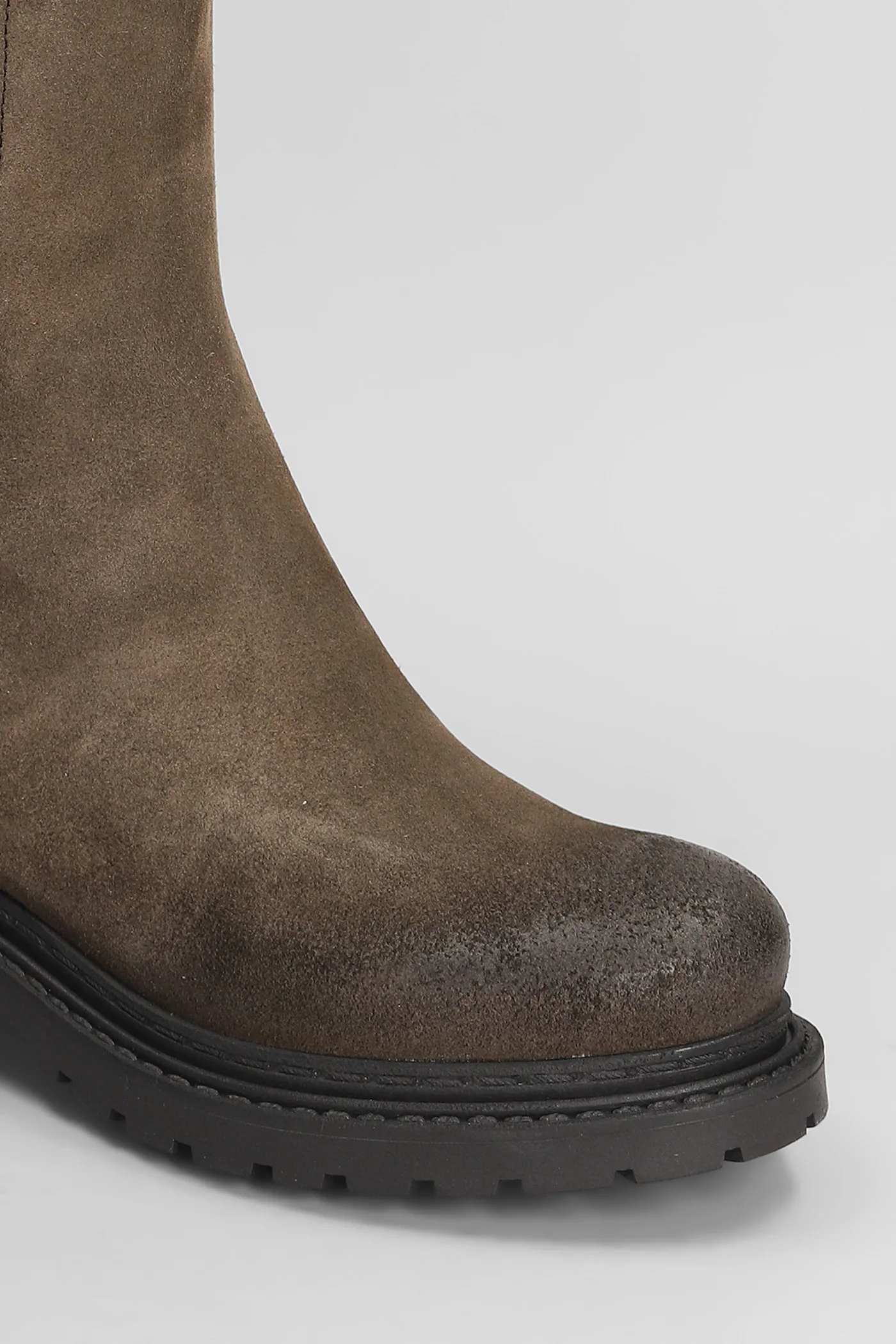 low heels Ankle boots in taupe suede - Image 5
