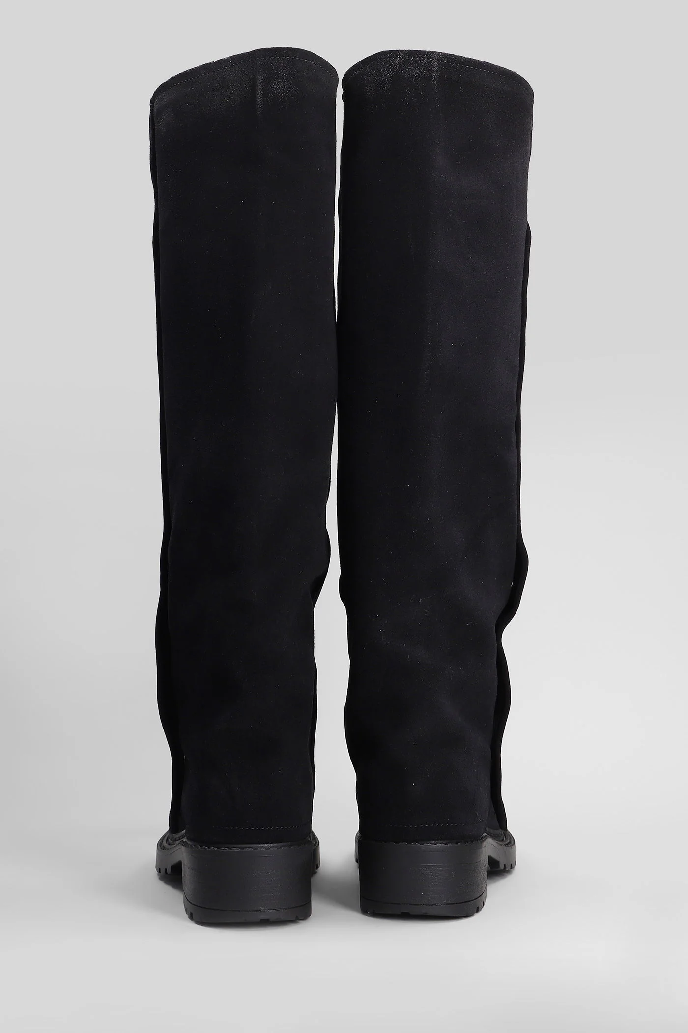 low heels boots in black suede - Image 4