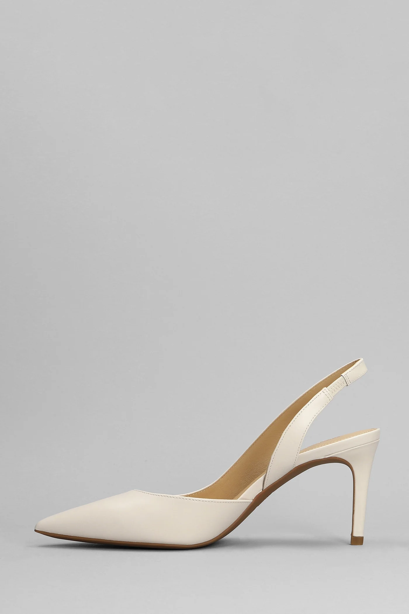Alina Pumps in beige leather - Image 3