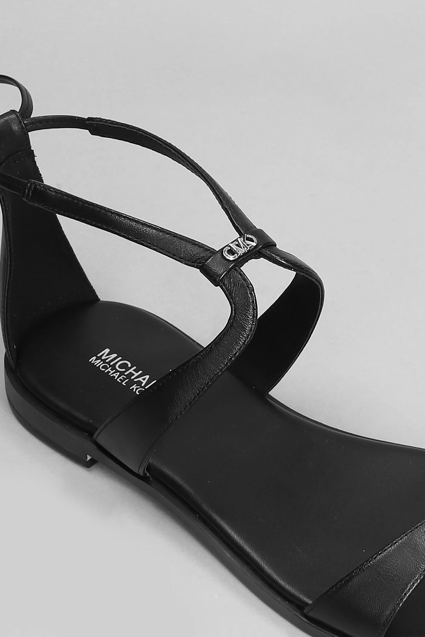 Amara Flats in black leather - Image 5