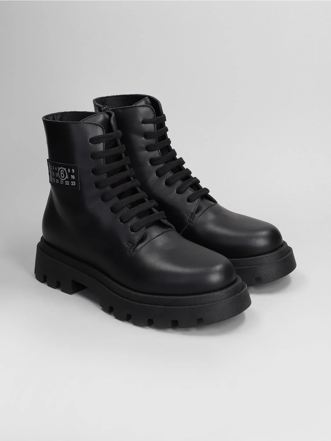 Combat boots in black leather - Image 2