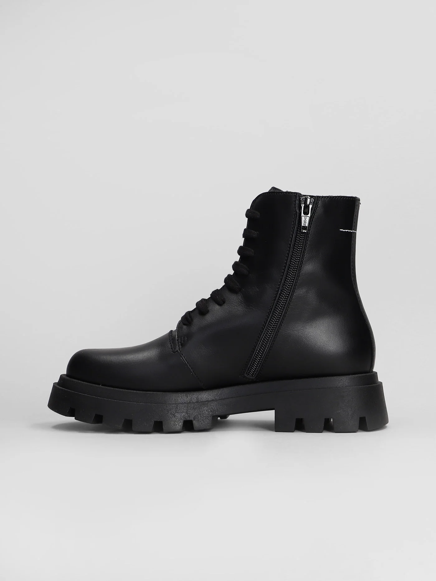 Combat boots in black leather - Image 3