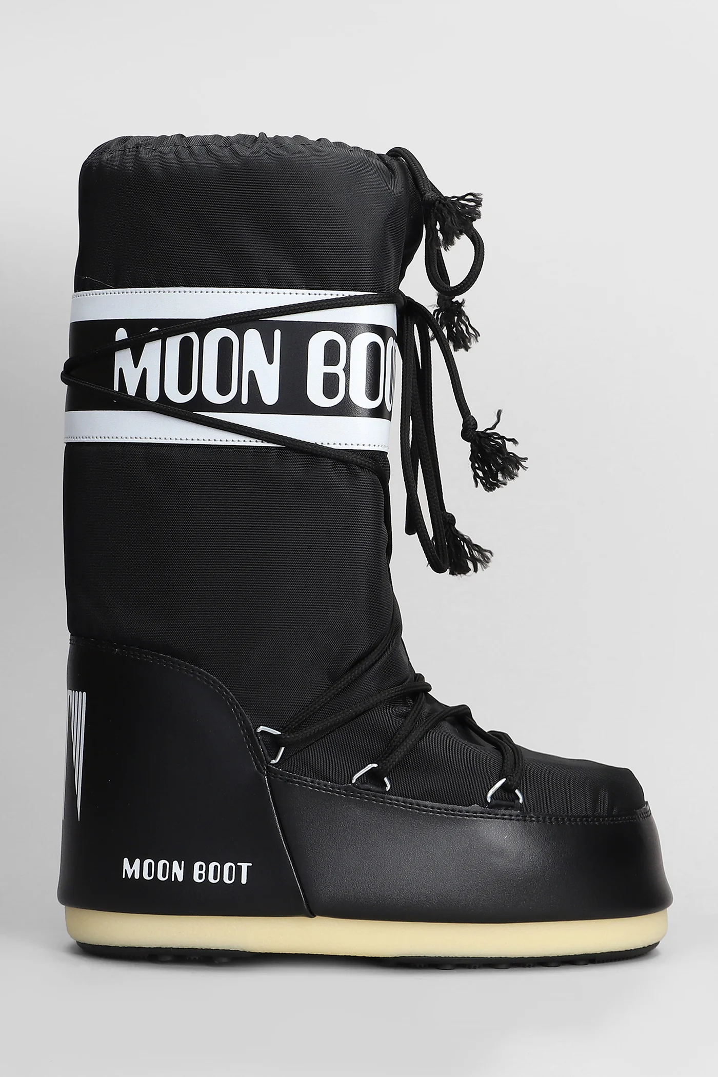Mb icon nylon low heels boots in black nylon