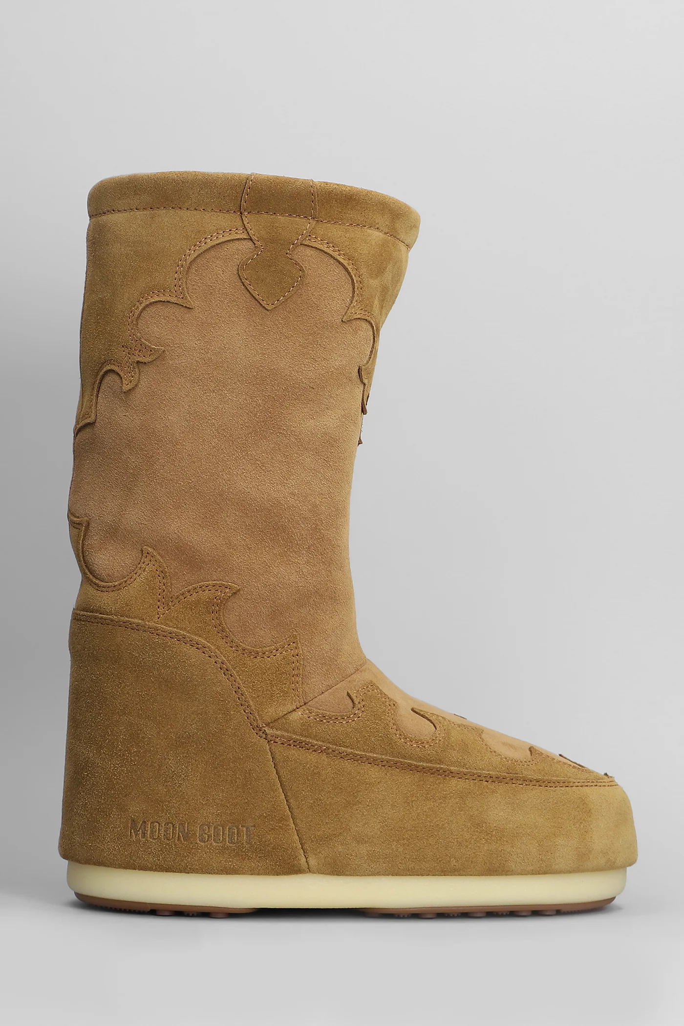 Mb icon suede low heels boots in beige suede