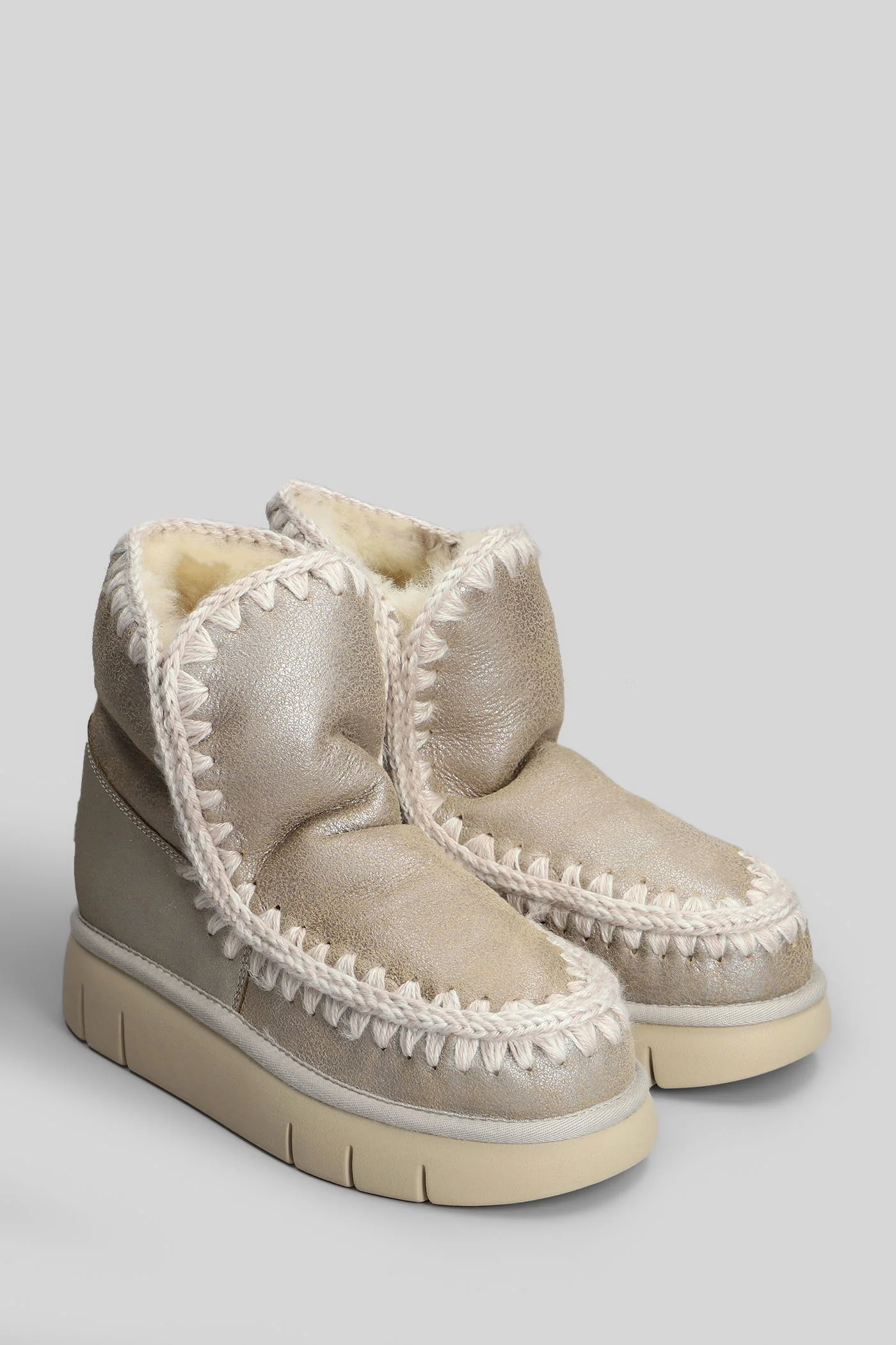 Eskimo 18 low heels Ankle boots in beige suede - Image 2