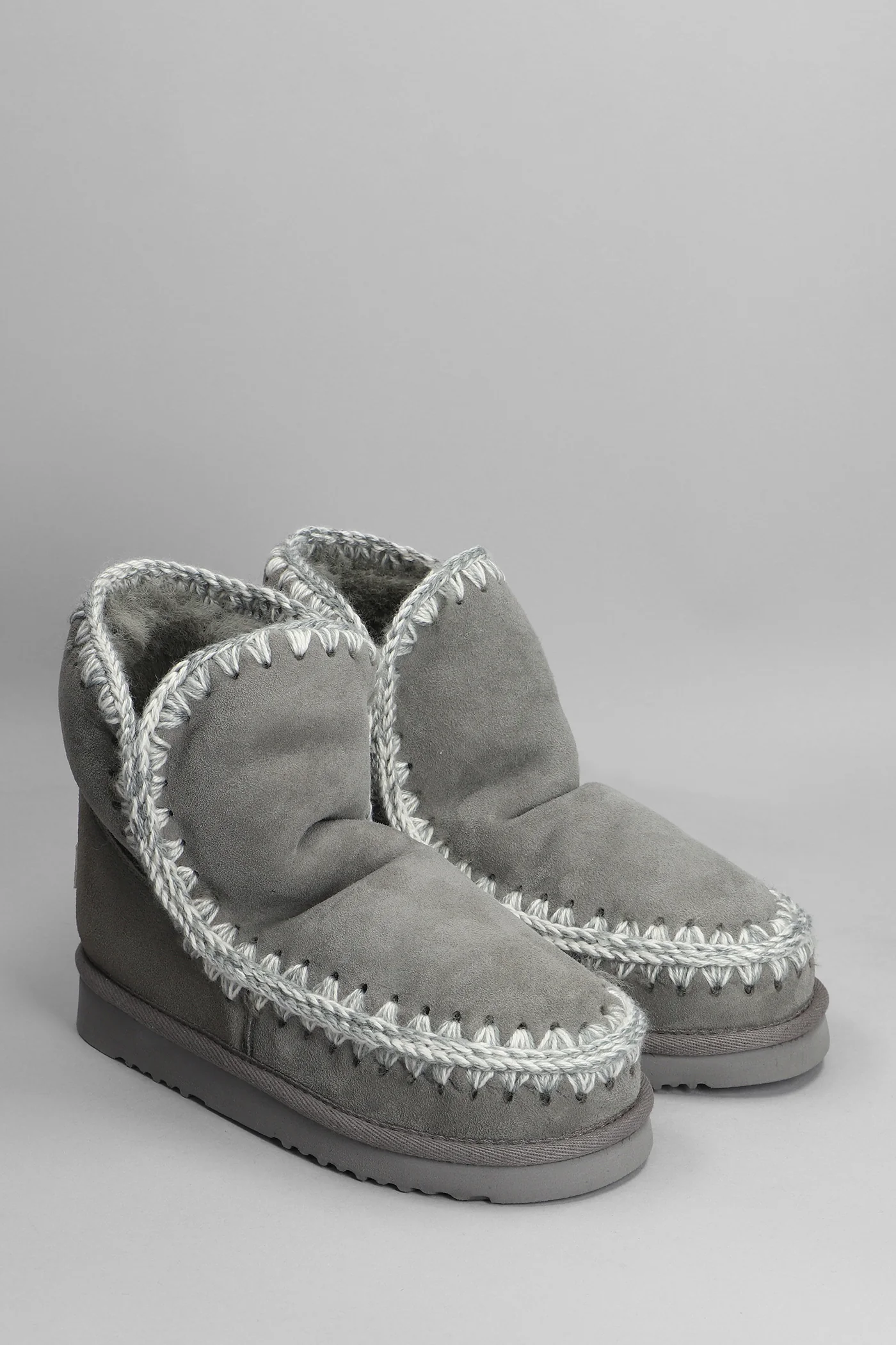 Eskimo 18 low heels Ankle boots in grey suede - Image 2