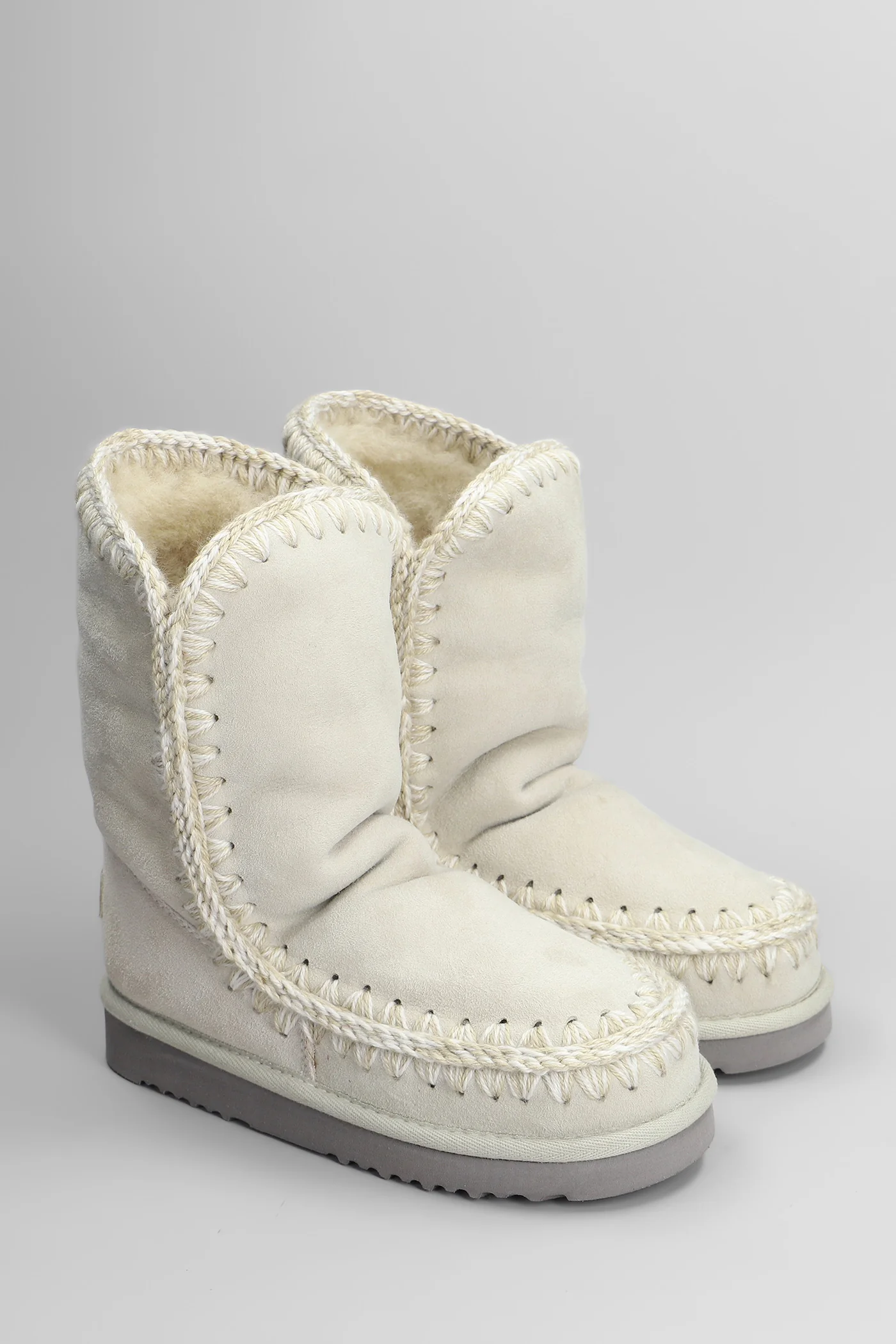 Eskimo 24 low heels Ankle boots in beige suede - Image 2