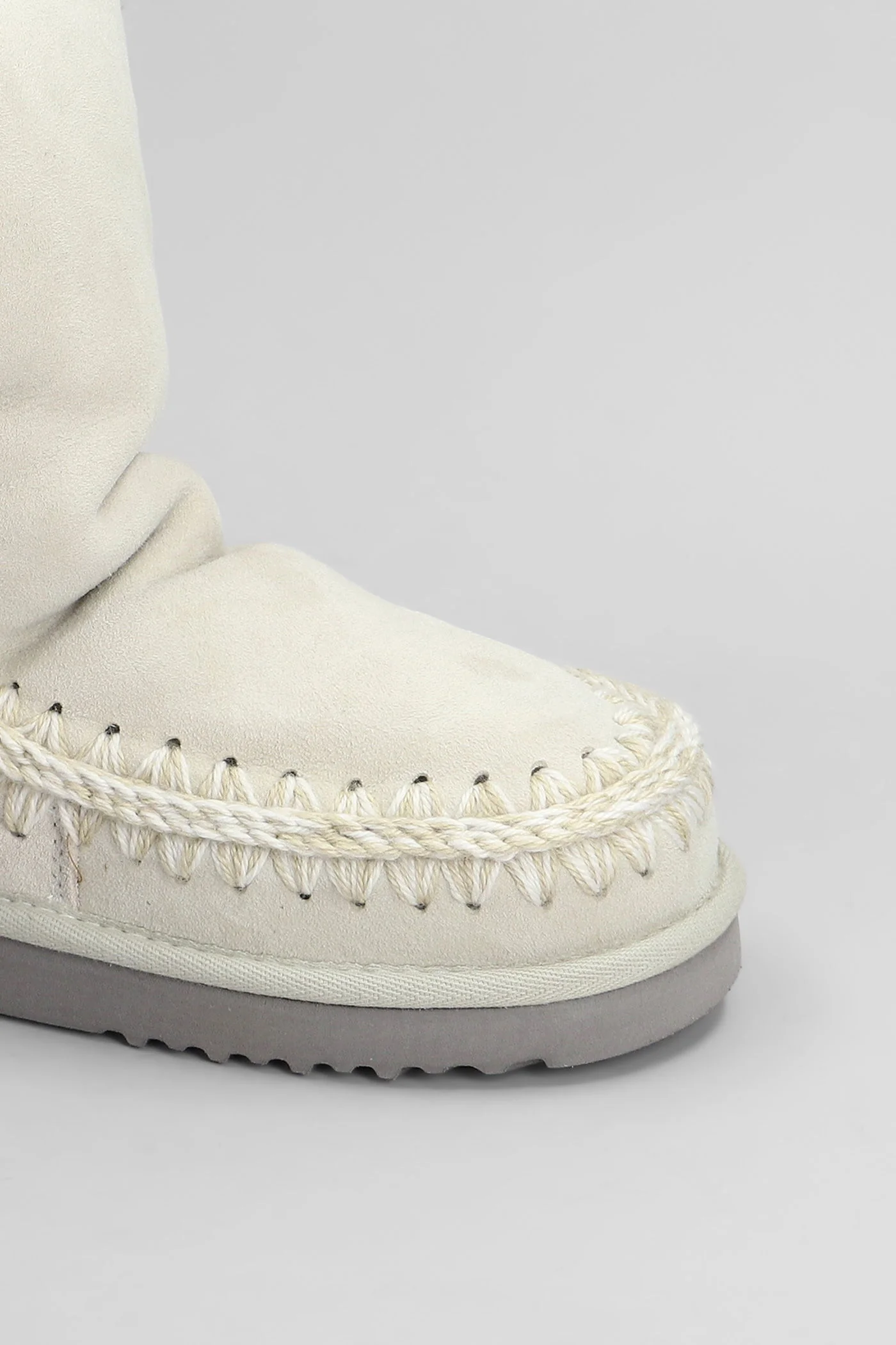 Eskimo 24 low heels Ankle boots in beige suede - Image 5