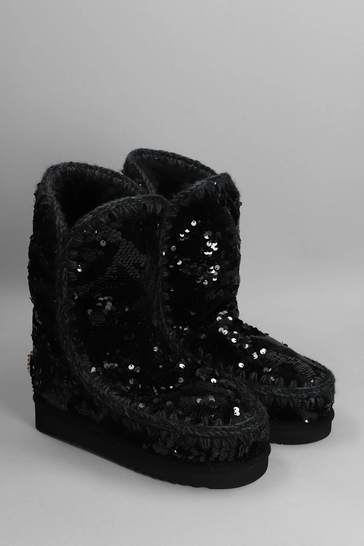Eskimo 24 low heels Ankle boots in black suede - Image 2